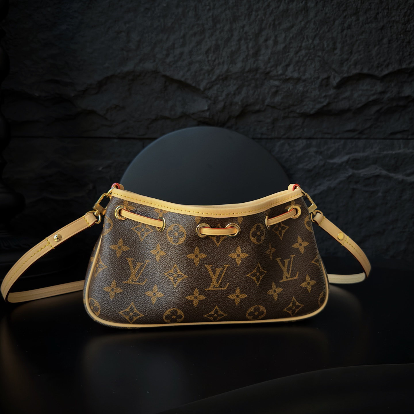 Nano Frivole M29537 Handbag - Image 6