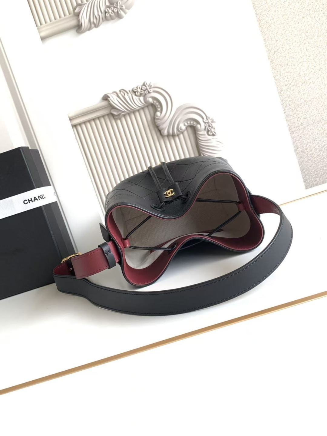 Chanel 26B AS6537 Small Calfskin Bucket Shoulder Bag - Image 6