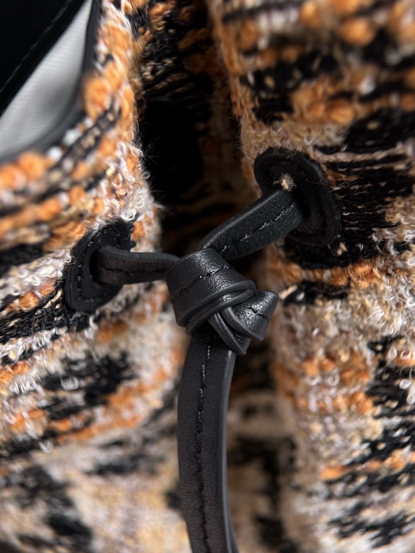 Chanel 26A Métiers d’Art Leopard-Print Baguette Handbag - Image 6