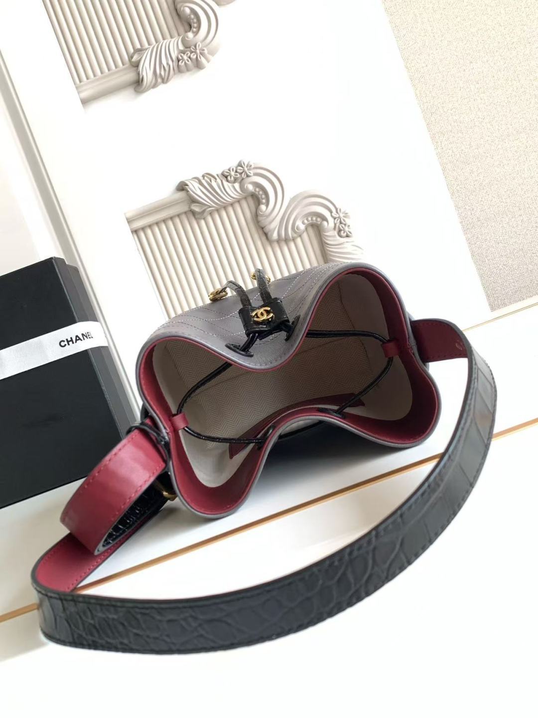 Chanel 26B AS6537 Small Calfskin Bucket Bag - Image 6