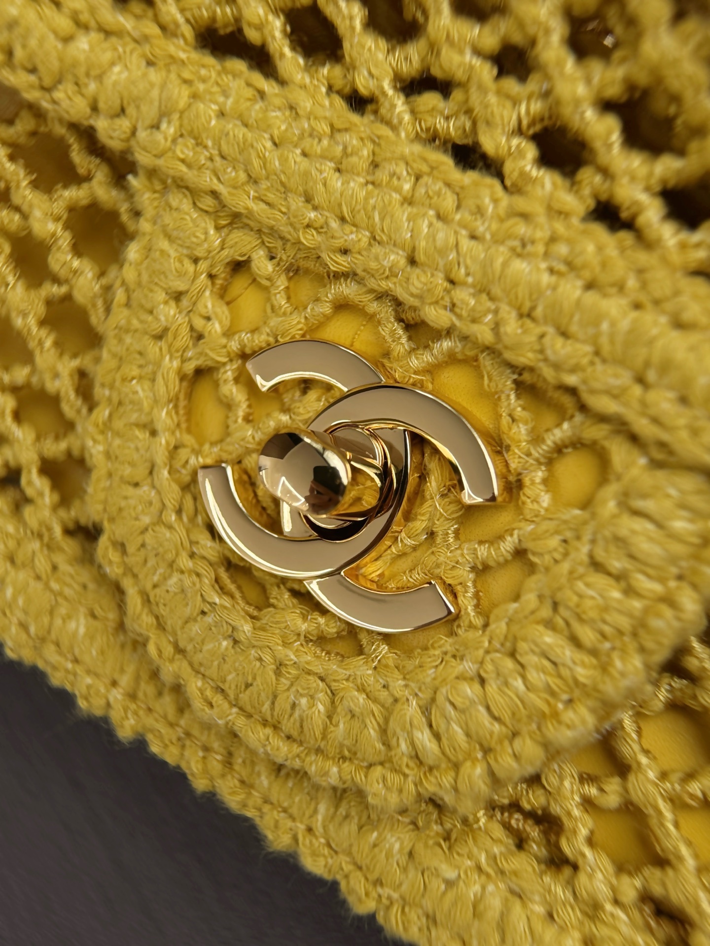 Chanel Woven Chain Bag AS6157 - Image 6