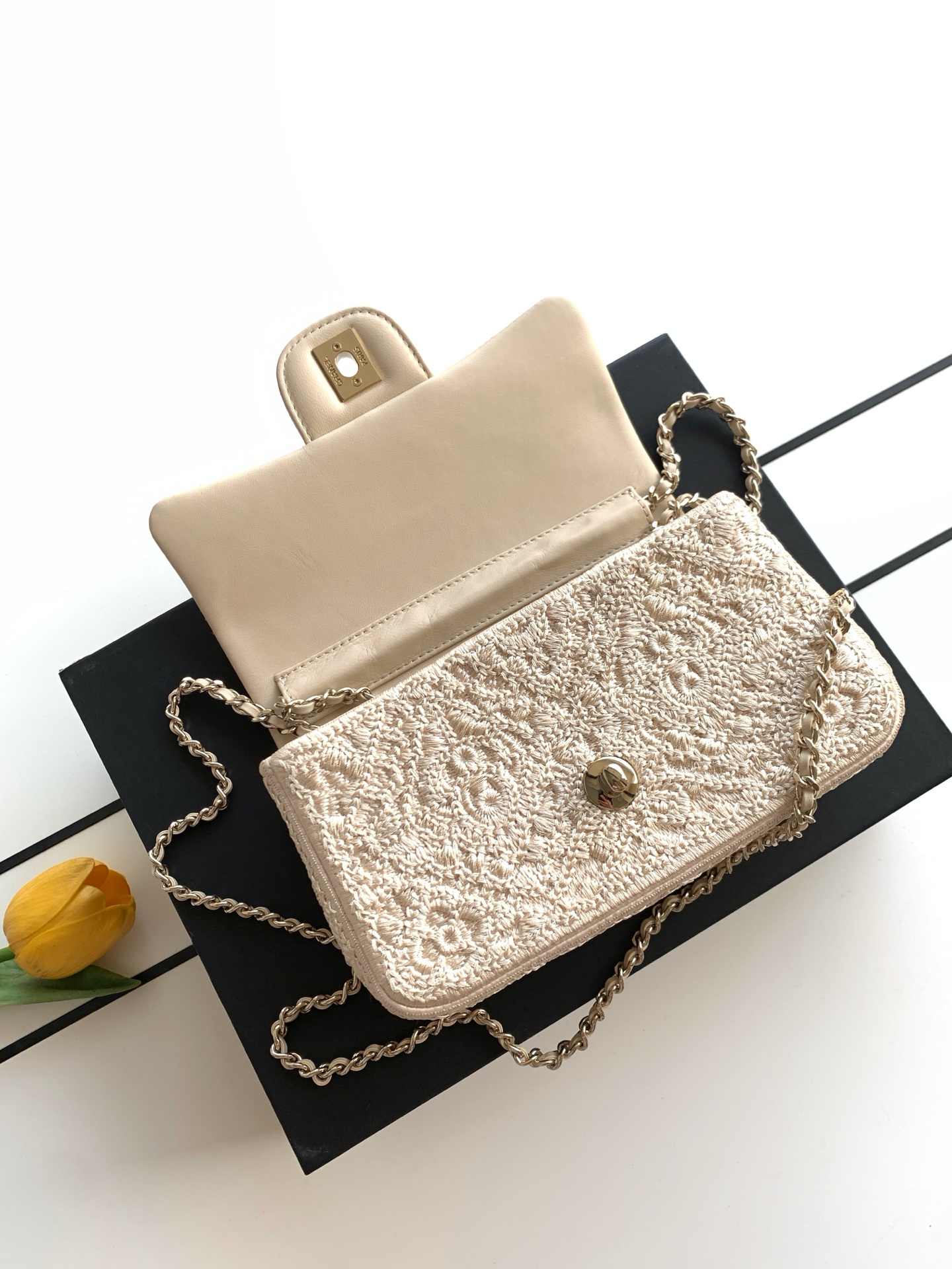 26-Gauge Woven Wool Shoulder Bag with Double C Hardware and Leather-Woven Chain Strap - Image 6