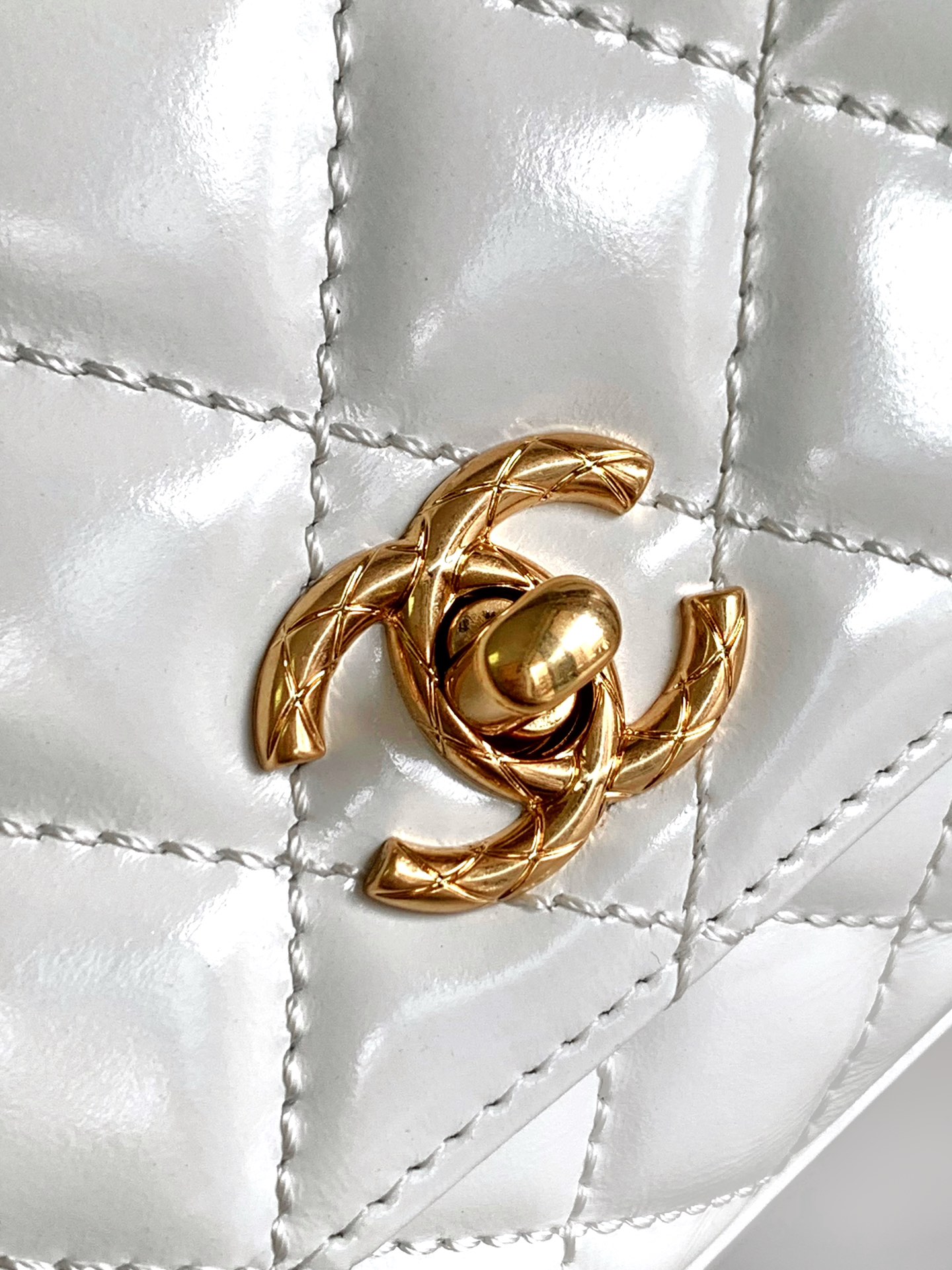 Chanel Coco Handle Classic Mini Handbag - Image 6
