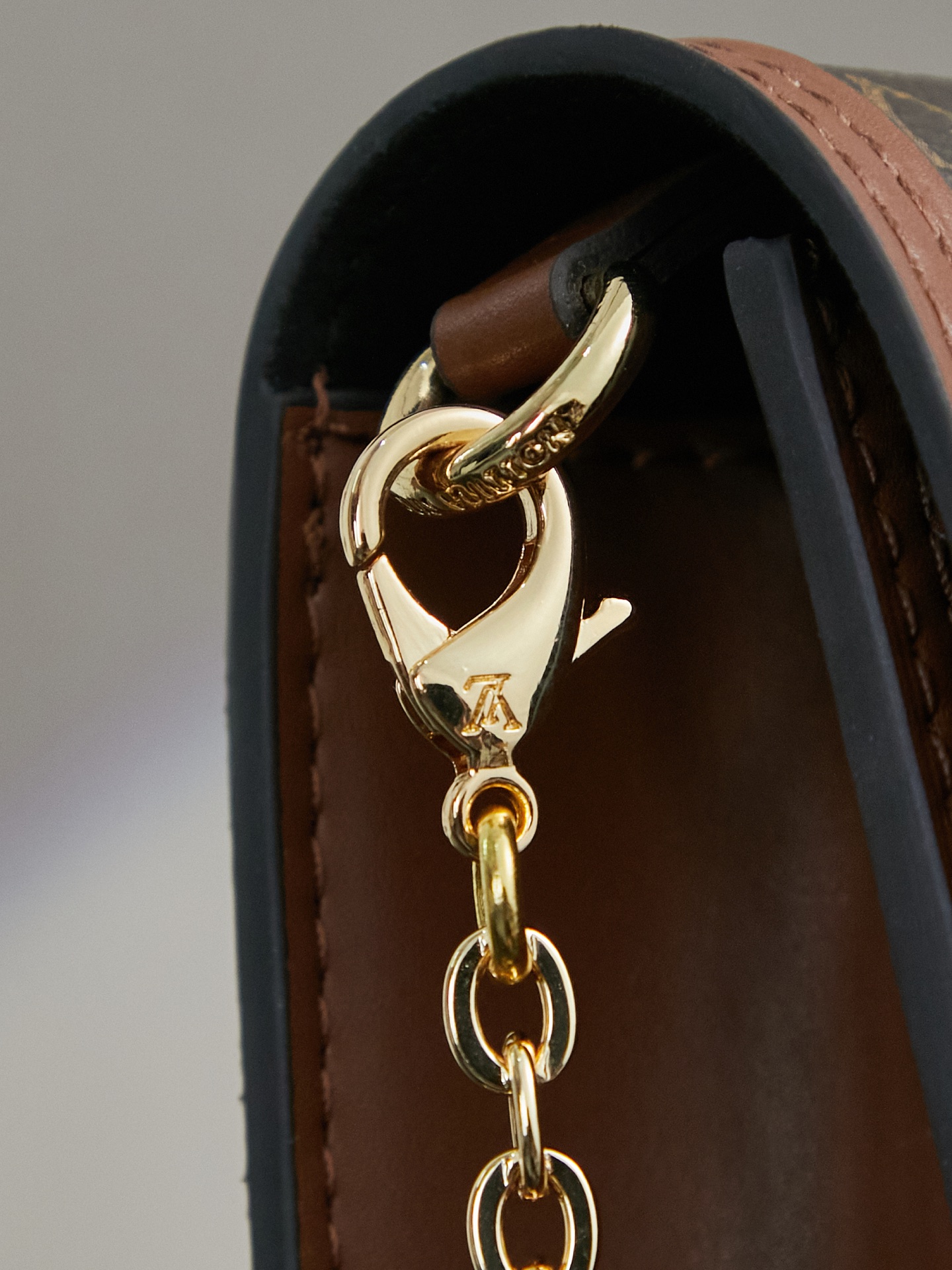 Louis Vuitton Dauphine Chain Bag M68746 - Image 6