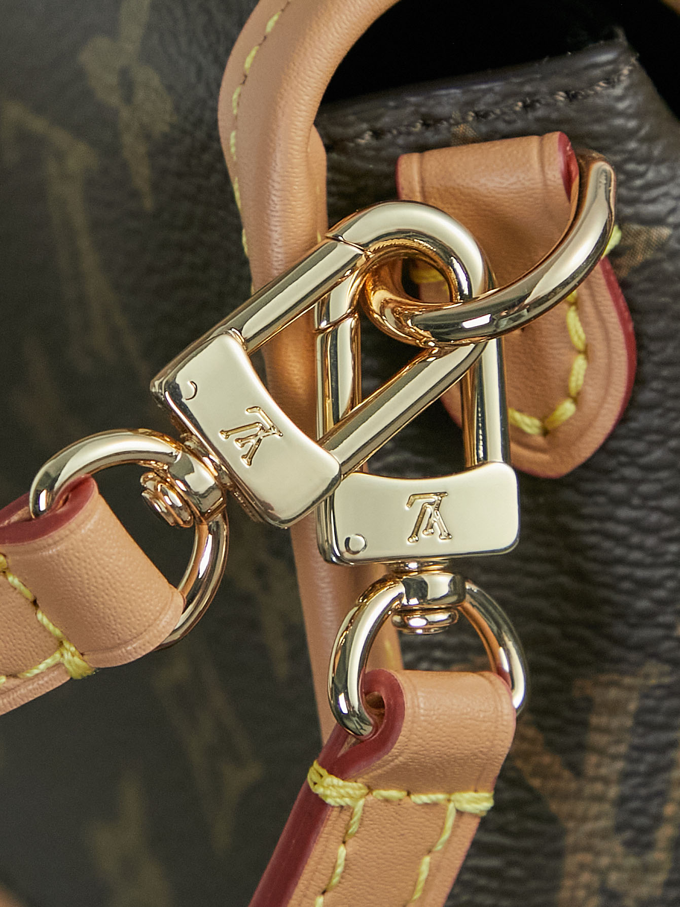 Louis Vuitton Nano Diane Handbag - Image 6