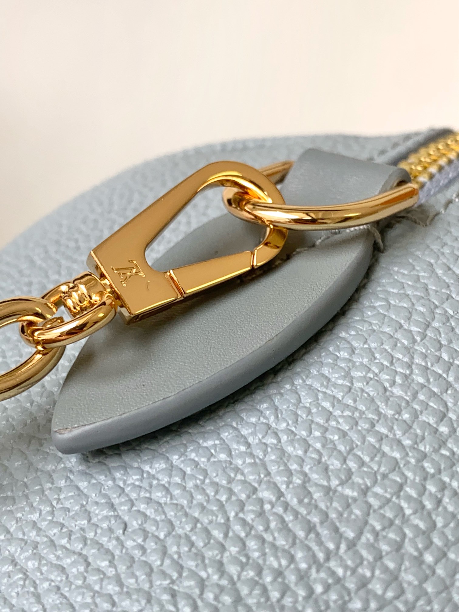 Louis Vuitton Sedy Bandoulière 20 Crossbody Bag - Image 6