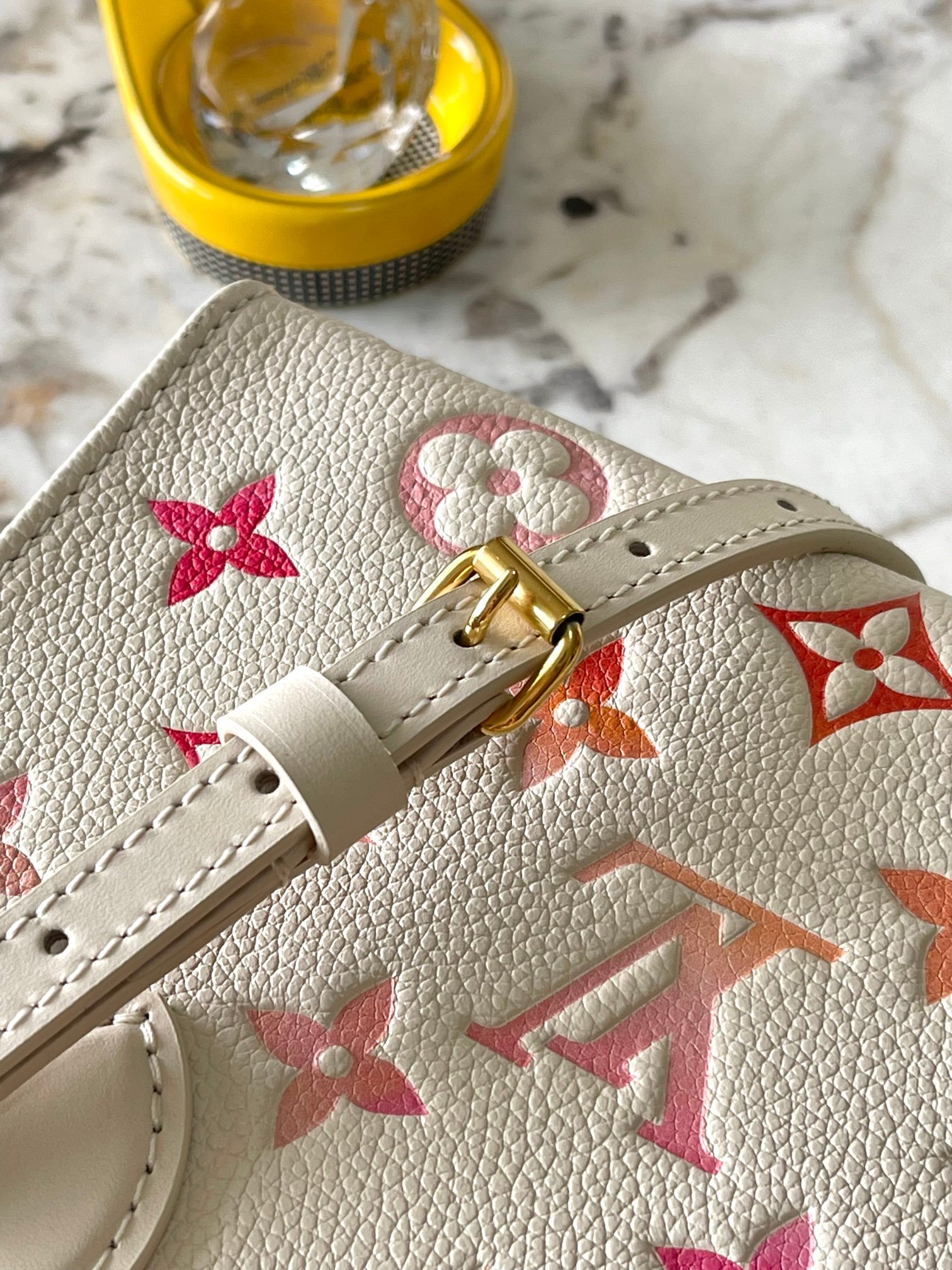 Louis Vuitton OnTheGo BB Handbag M47115 - Image 7