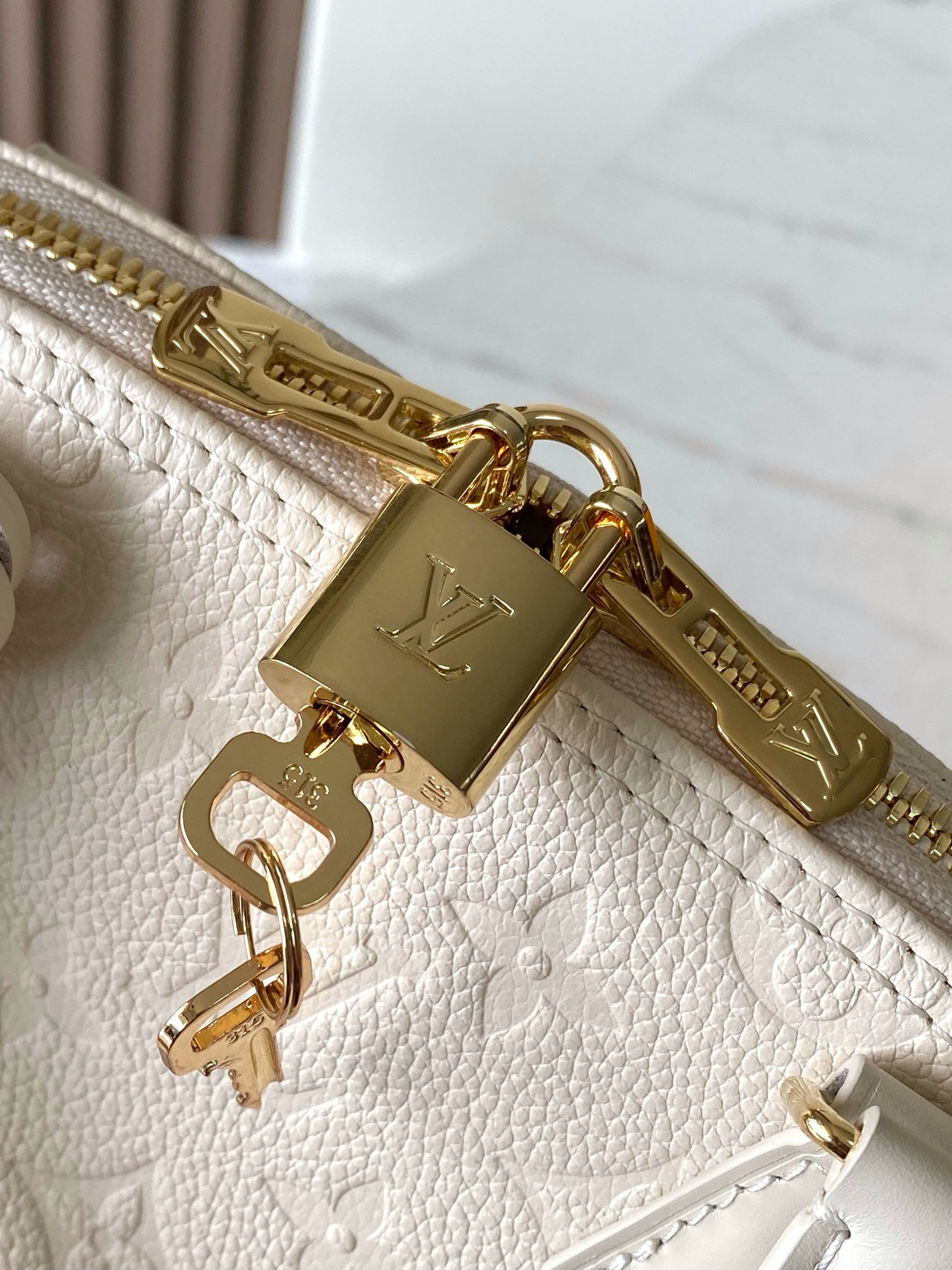 Louis Vuitton Alma BB Handbag, Model M2A357 - Image 7