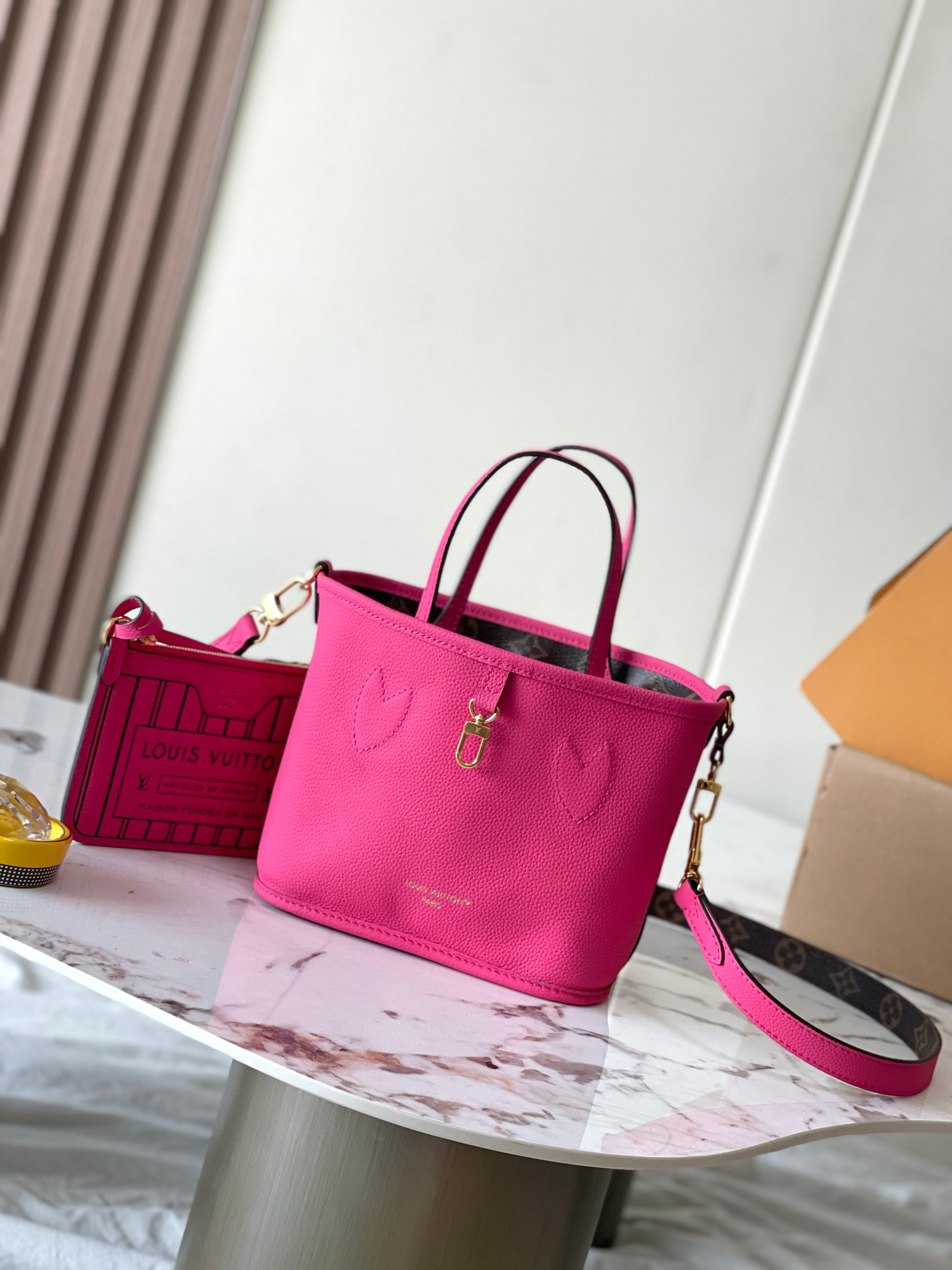 Louis Vuitton Neverfull Bandouliere Inside Out BB Tote Bag M12106 - Image 7
