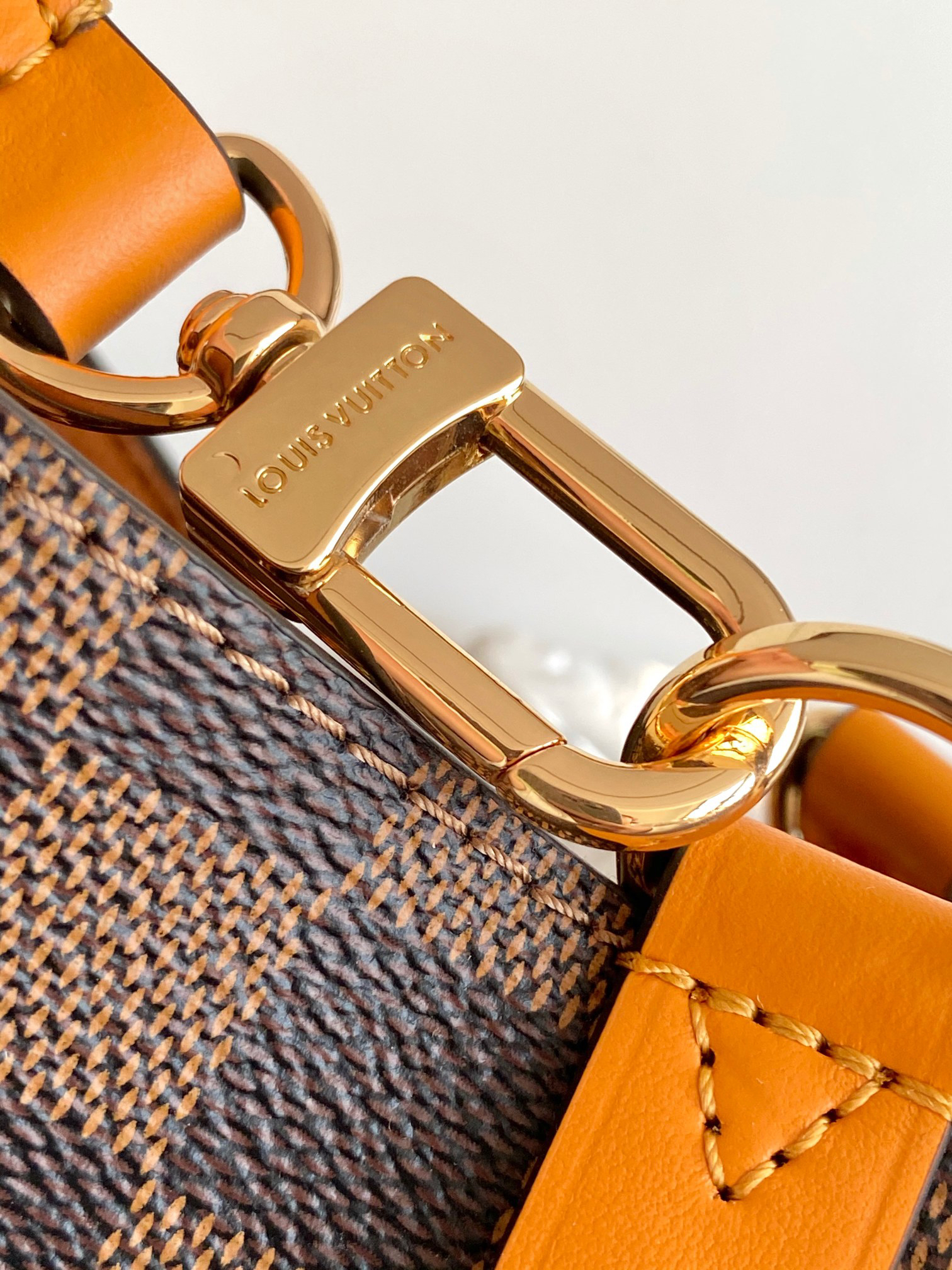 Louis Vuitton NeoNoé Bucket Bag - Image 7