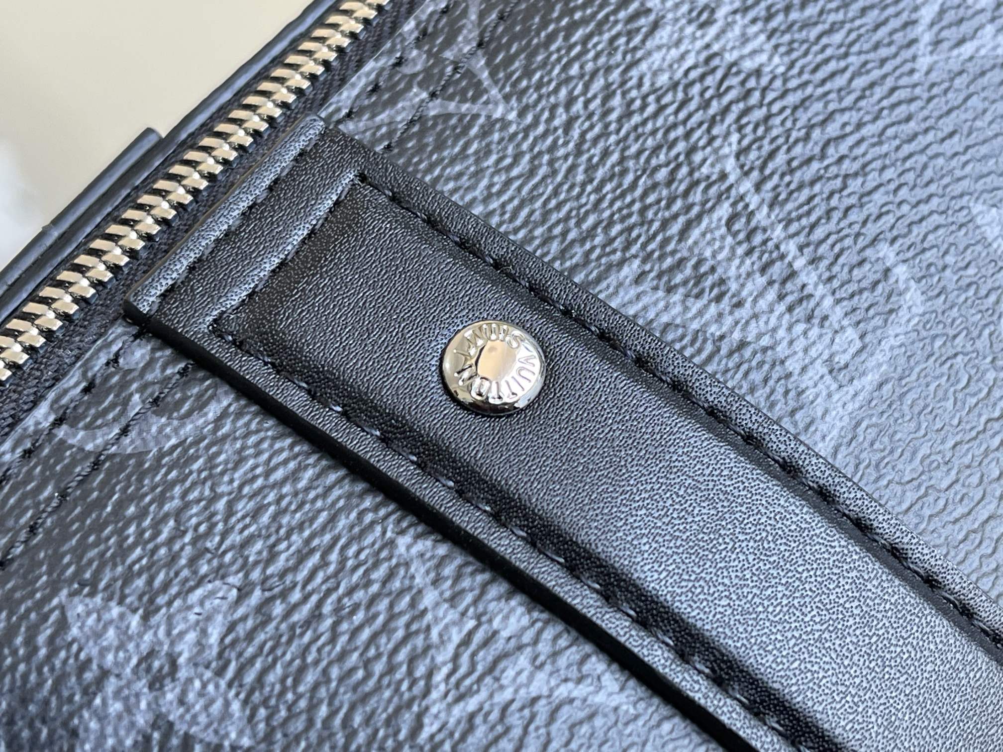 Louis Vuitton City Keepall Travel Bag M45936 - Image 7
