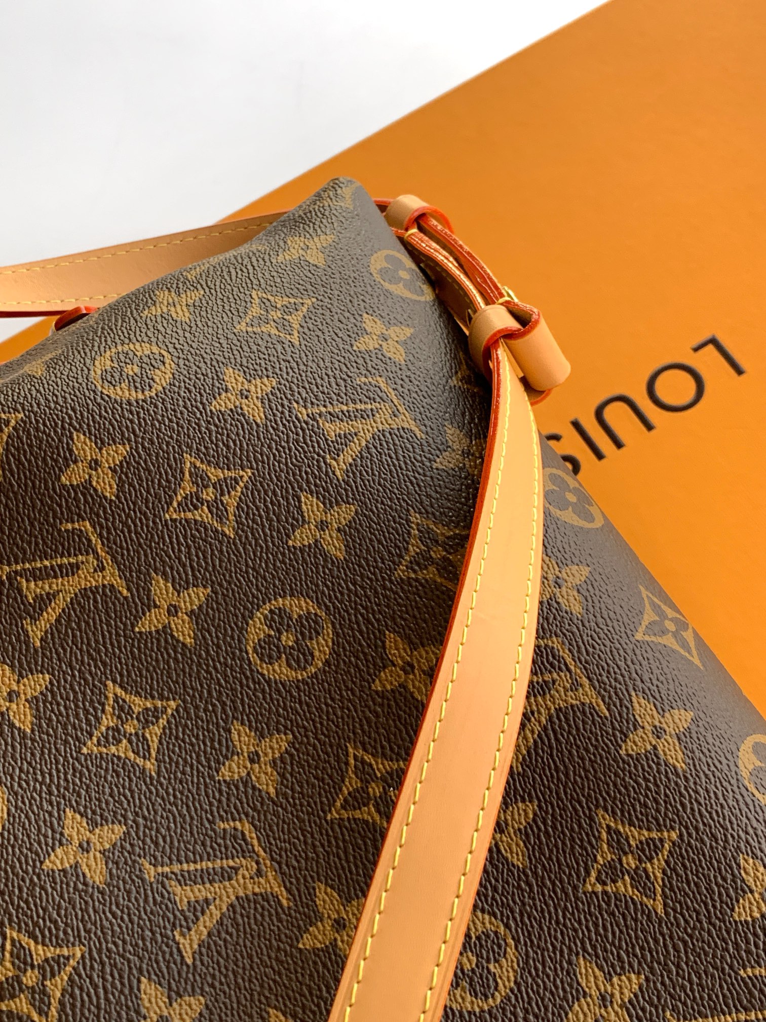 Louis Vuitton CarryAll EastWest Monogram Shoulder Bag - Image 7