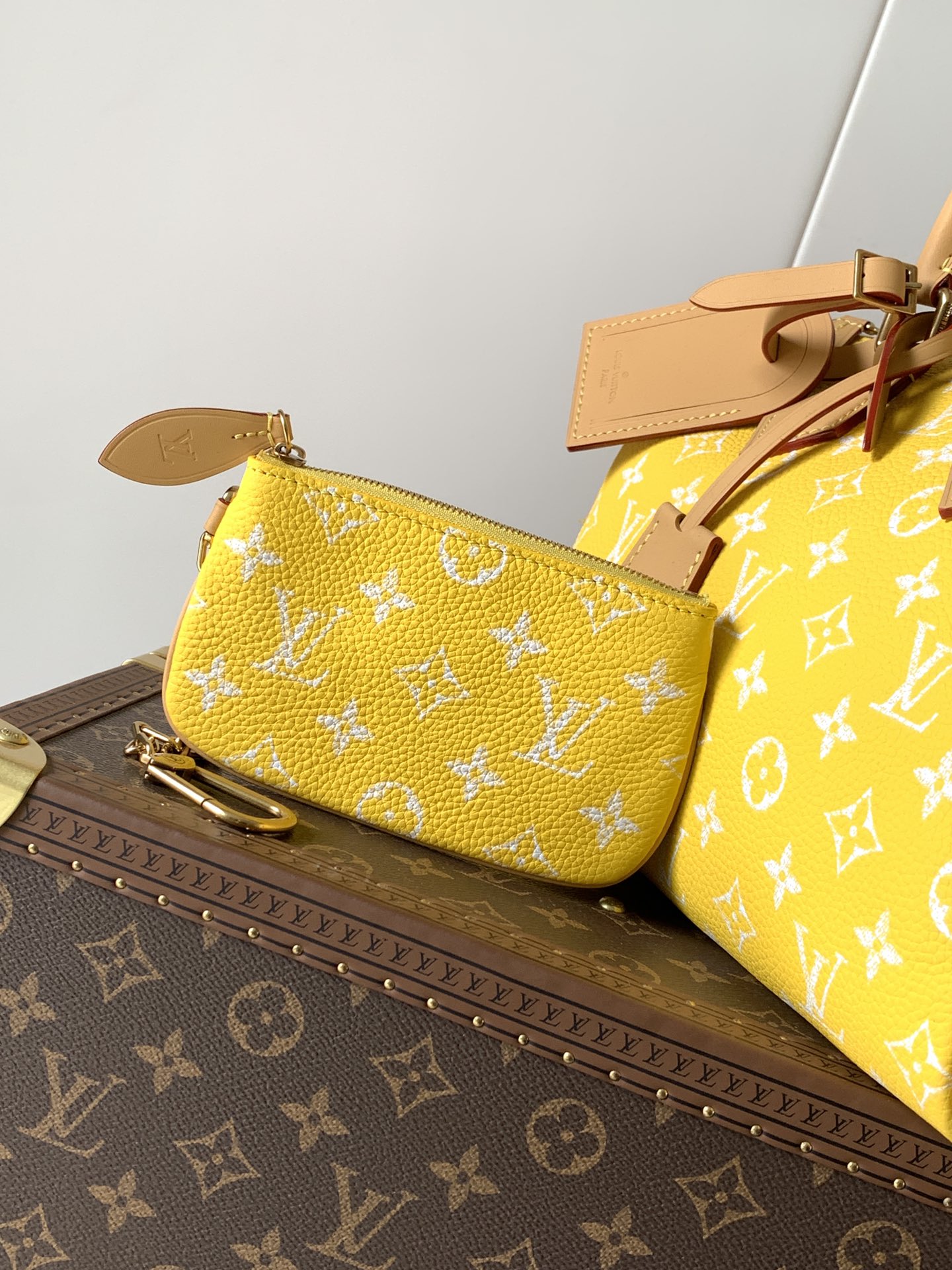 Louis Vuitton Speedy P9 Bandouliere 30 Monogram Leather Shoulder Bag - Image 7