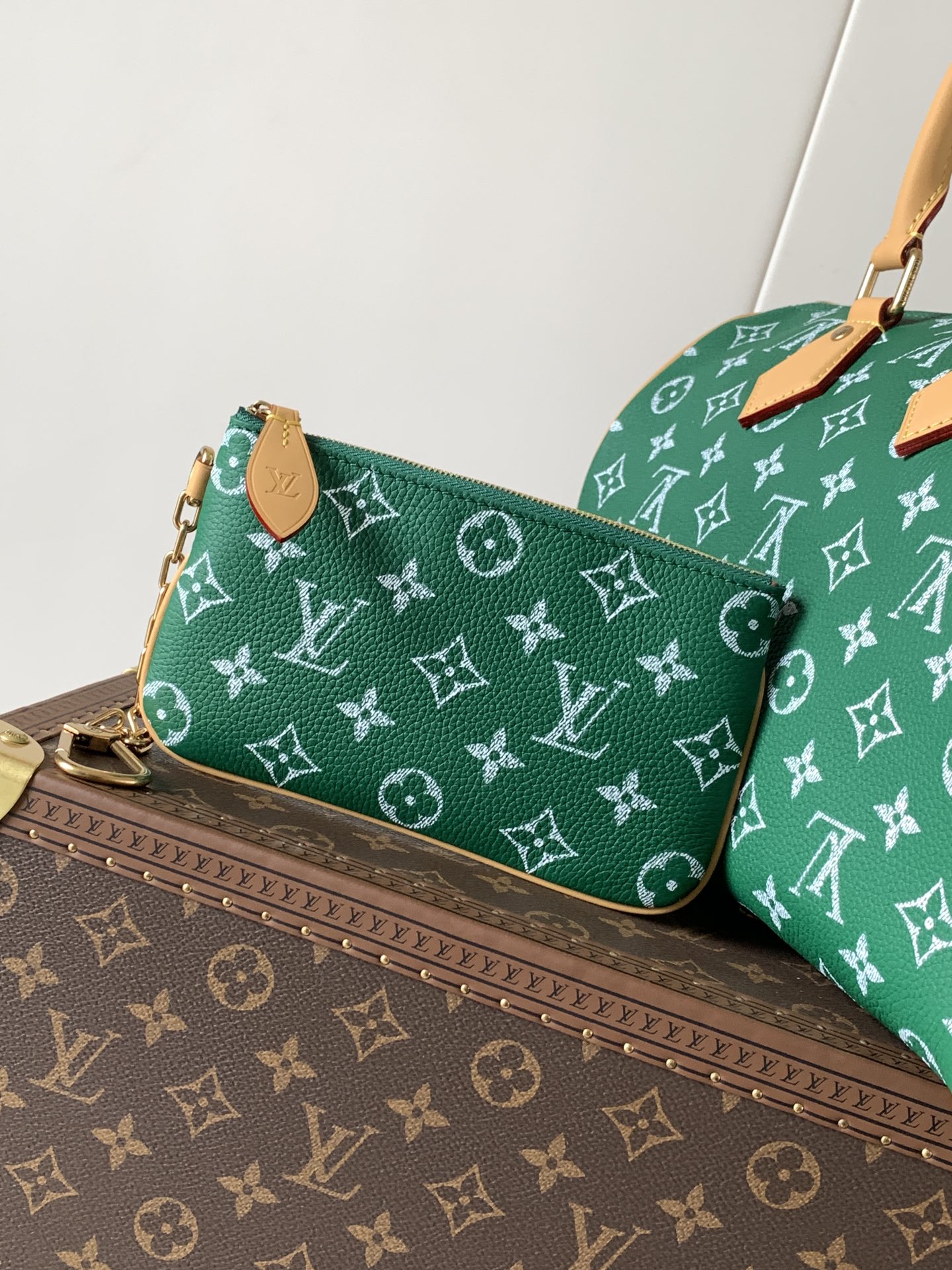 Louis Vuitton Speedy P9 Bandoulière 30 Monogram Leather Handbag - Image 7