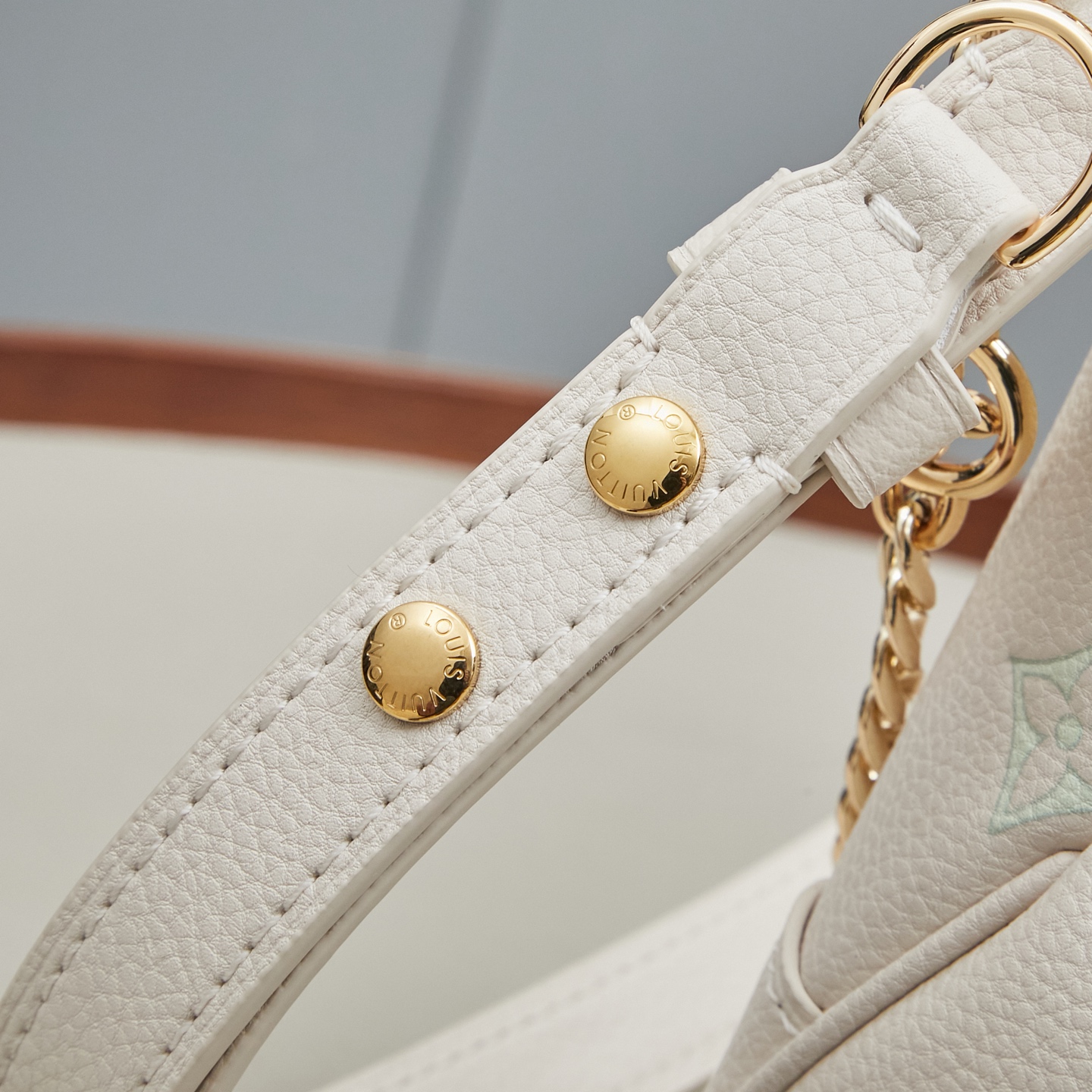 Louis Vuitton Boulogne PM Leather Crossbody Bag - Image 7