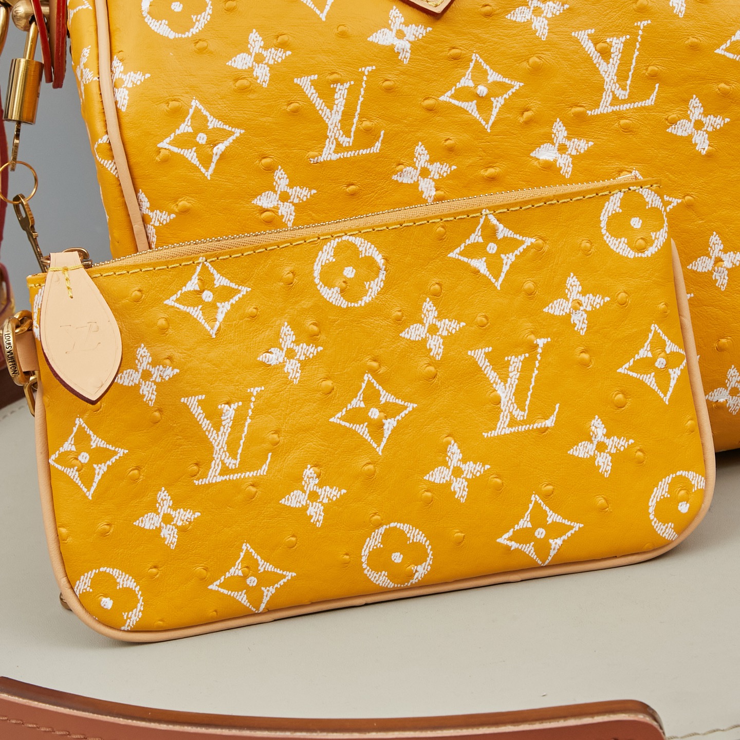 Louis Vuitton Speedy Bandouliere 30 Monogram Leather Handbag - Image 7