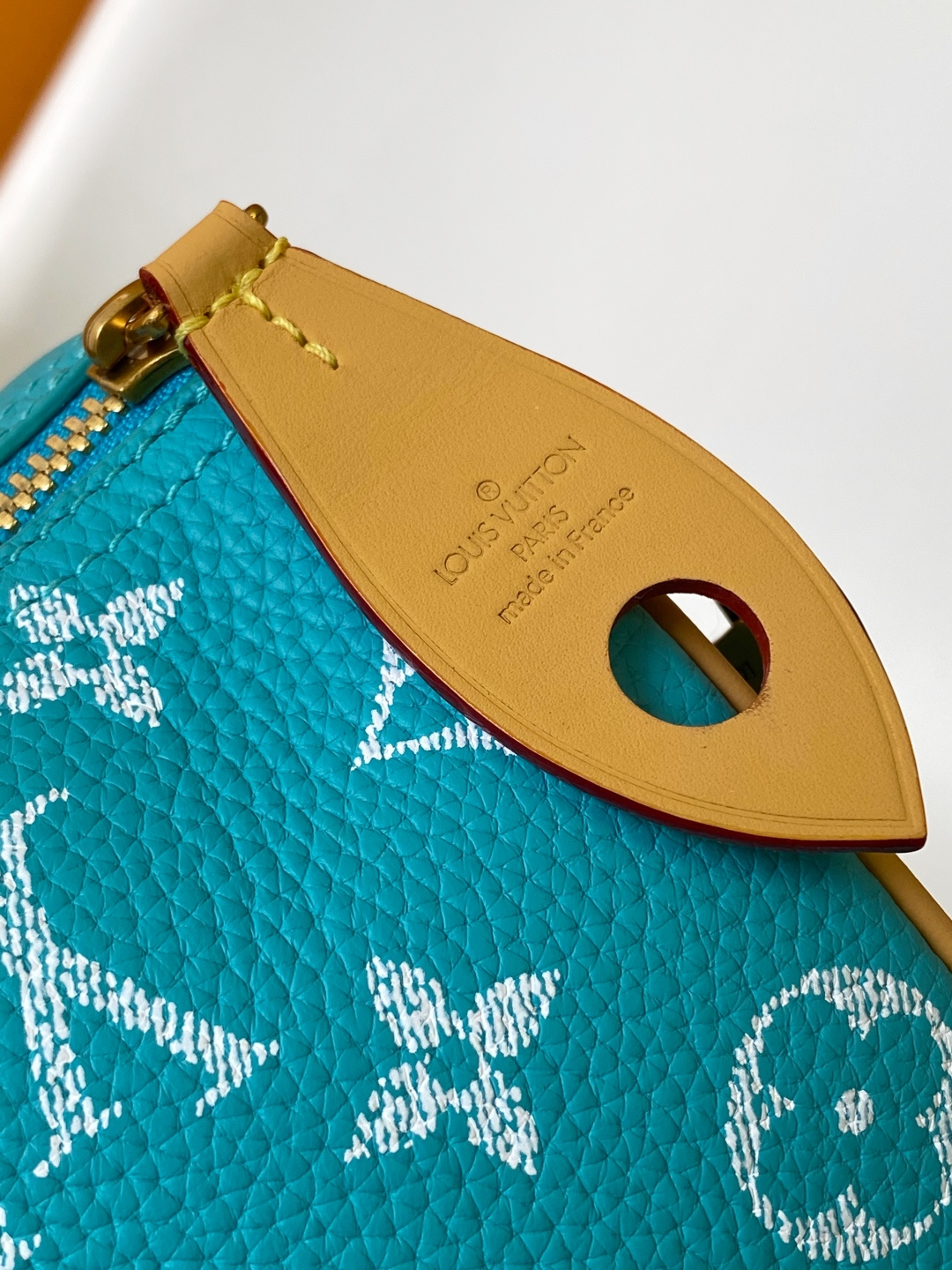Speedy P9 Bandouliere 30 Monogram Leather Crossbody Bag - Image 7