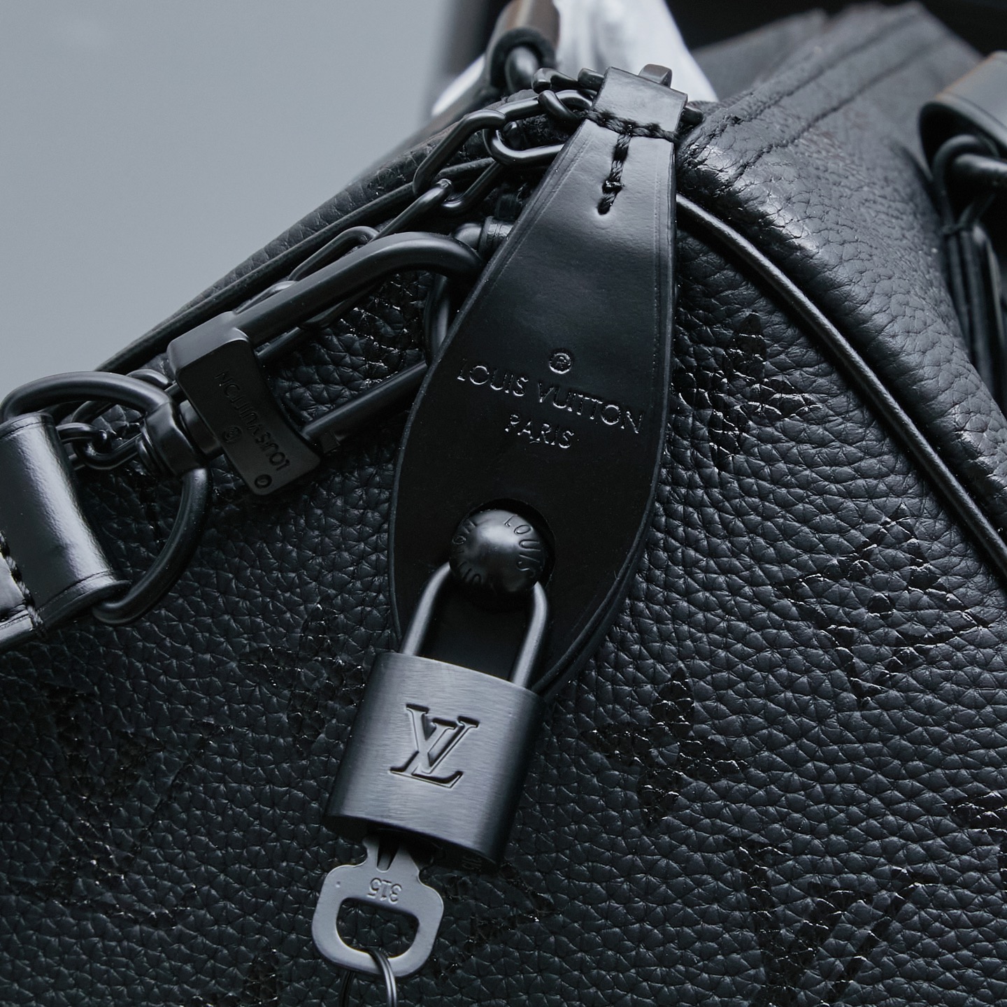 Louis Vuitton Speedy P9 Bandoulière 30 Monogram Leather Bag - Image 7
