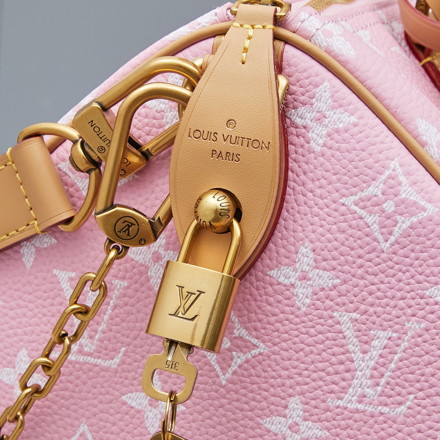 Louis Vuitton Speedy P9 Bandoulière 30 Monogram Leather Shoulder Bag - Image 7