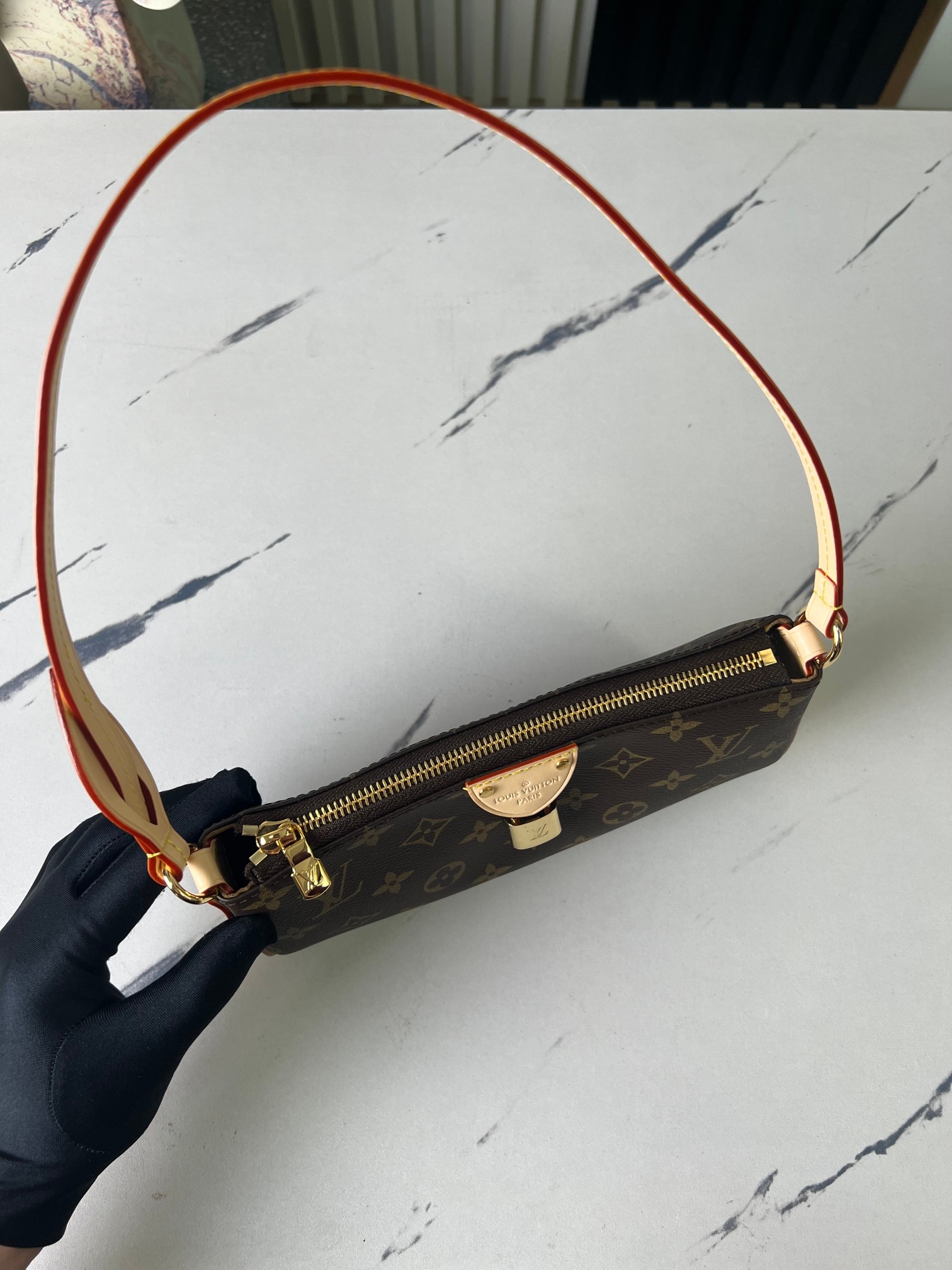 Louis Vuitton Pochette Tirette Monogram Underarm Bag M47123 - Image 7