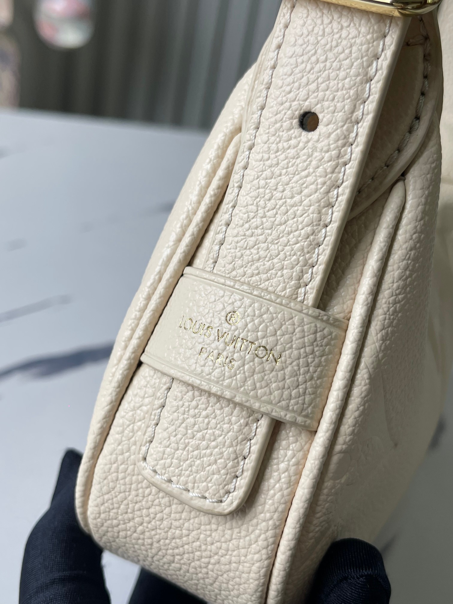 Louis Vuitton Mini Moon Handbag M82391 / M82519 White - Image 7