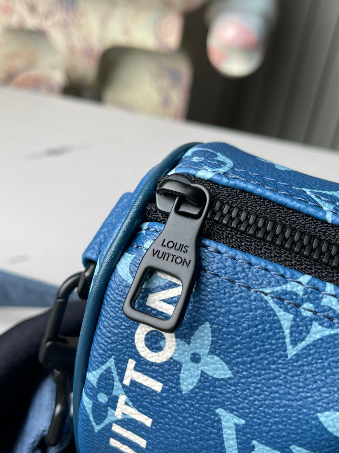Louis Vuitton Keepall Bandoulière 25 Blue Floral Shoulder Bag - Image 7