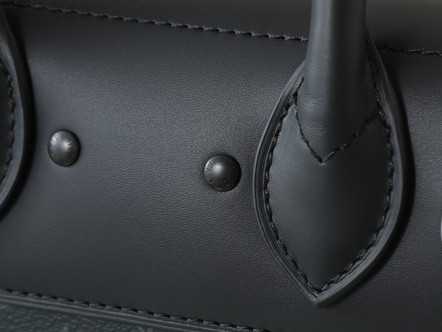 Louis Vuitton Steamer Small Crossbody Bag M46953 in Monogram Eclipse - Image 7