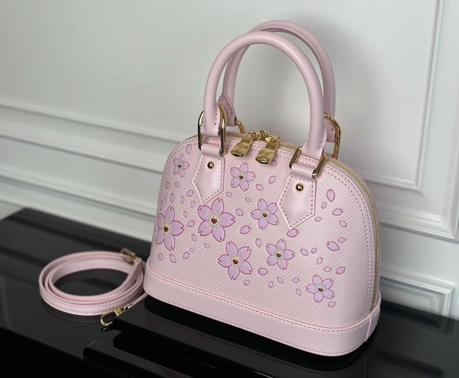 Louis Vuitton Alma BB Pink Epi Leather Handbag - Image 7
