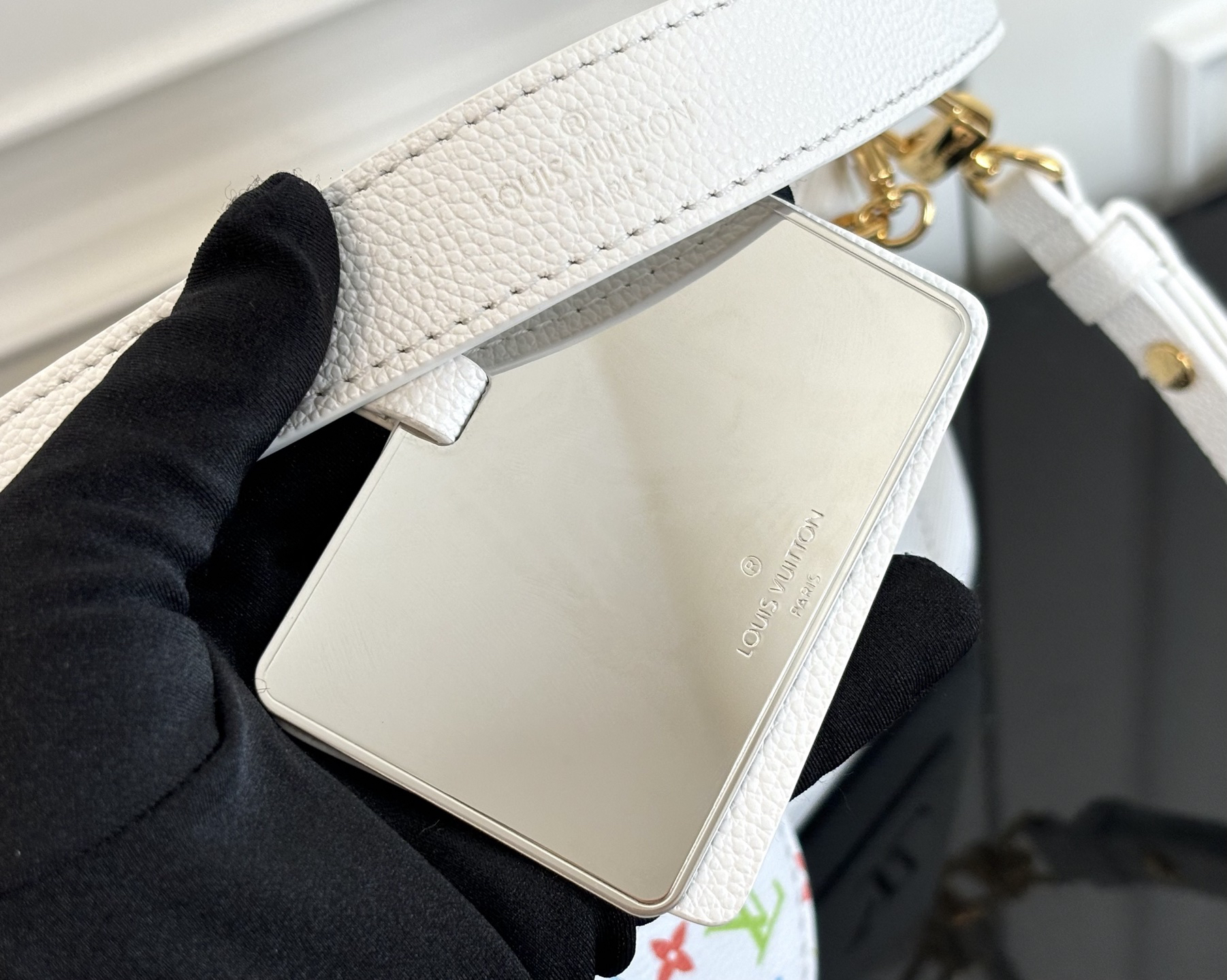 Marellini M13099 White Crossbody Bag - Image 7
