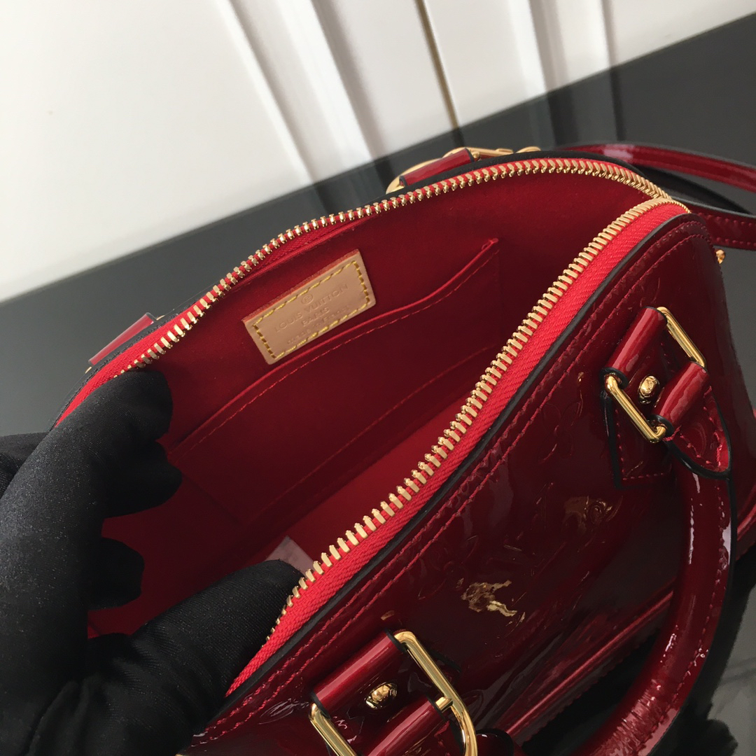 Louis Vuitton Alma BB Red Handbag in Epi Leather - Image 7