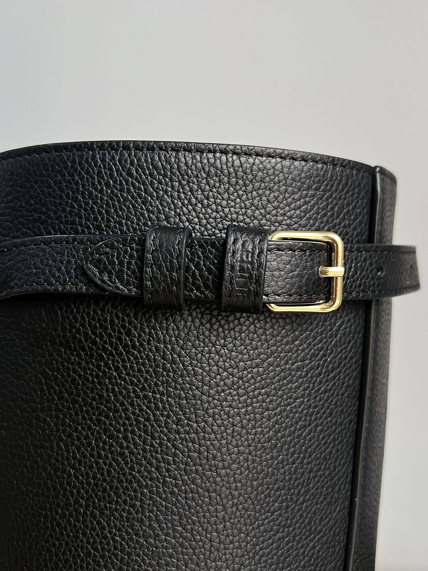 Celine CUIR Series CABAS ANAÏS Grain Calfskin Leather Tote Bag - Image 7