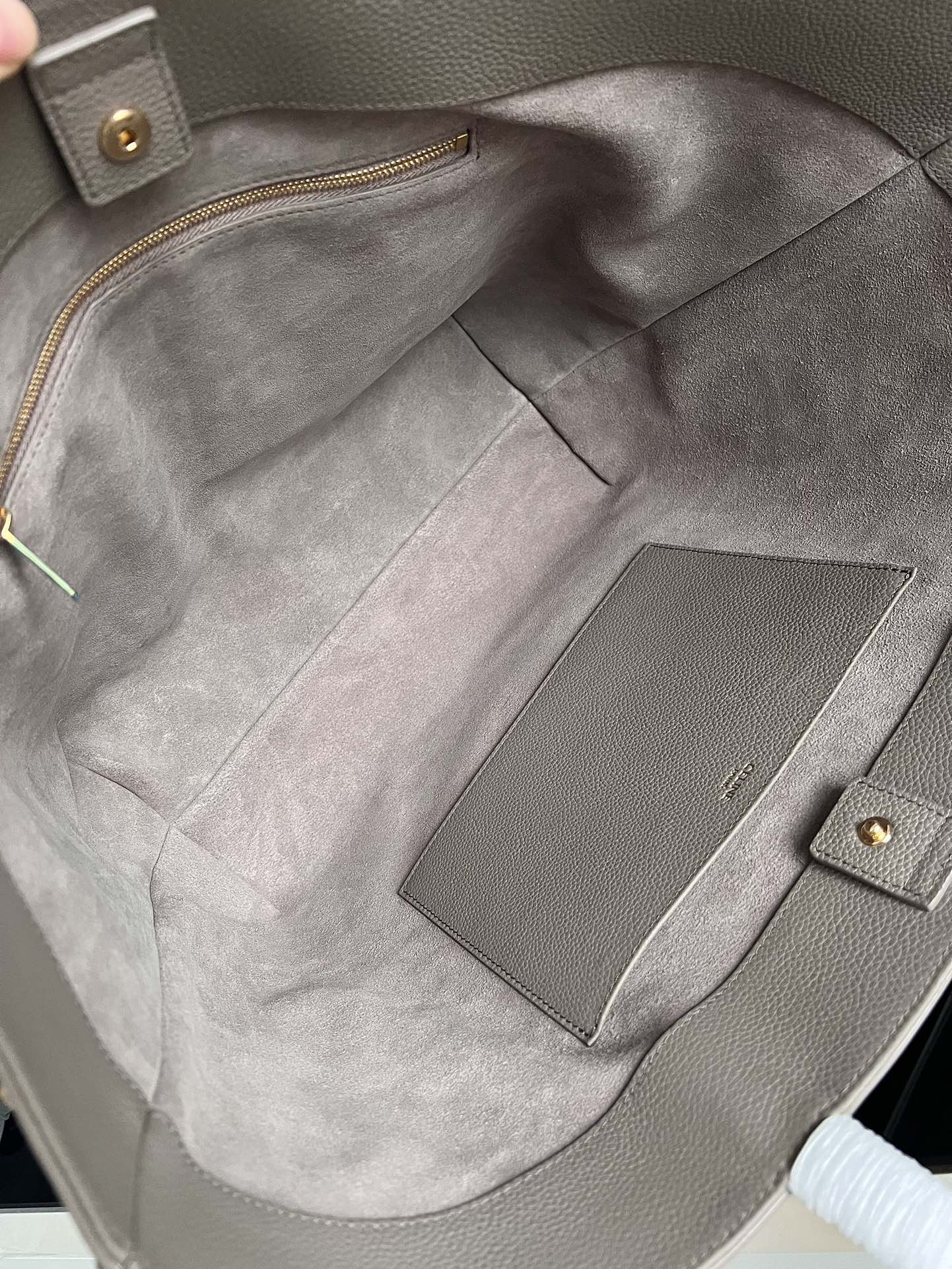 Celine CUIR CABAS ANAIS Grained Calfskin Tote Bag - Image 7