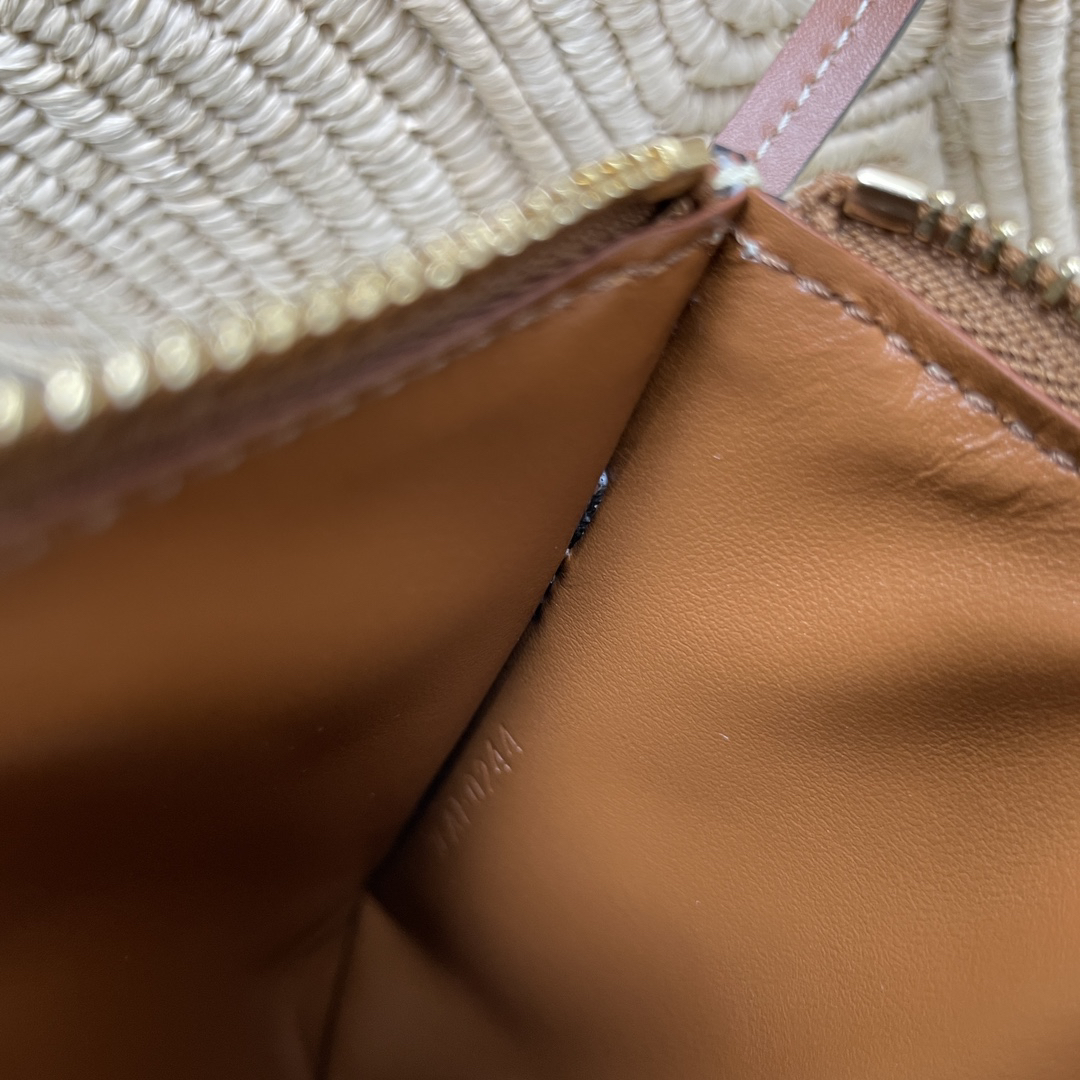 TRIOME Classic Medium Woven Tote Bag in Yellow Brown - Image 7