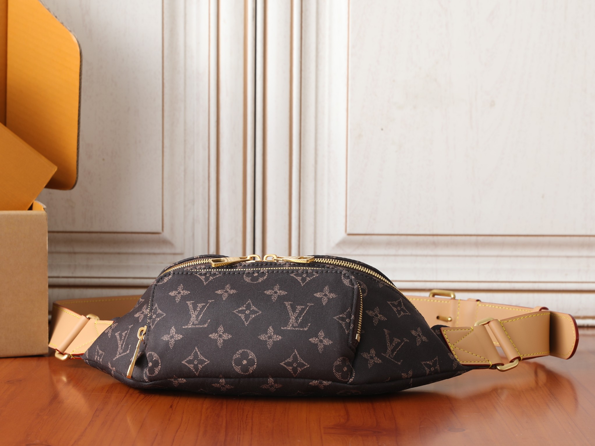 Louis Vuitton Rush Belt Bag - Image 7