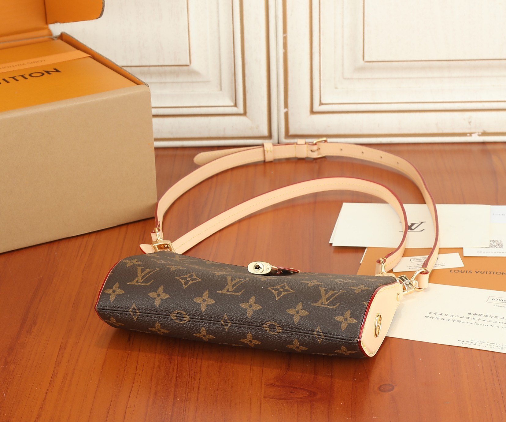 Louis Vuitton Pochette Tirette Monogram Canvas Crossbody Bag M12859 - Image 7