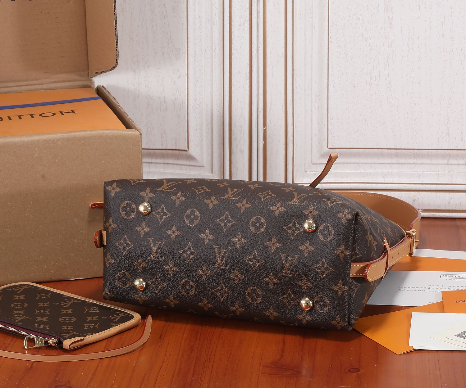 Louis Vuitton CarryAll Small Handbag M46203 - Image 7