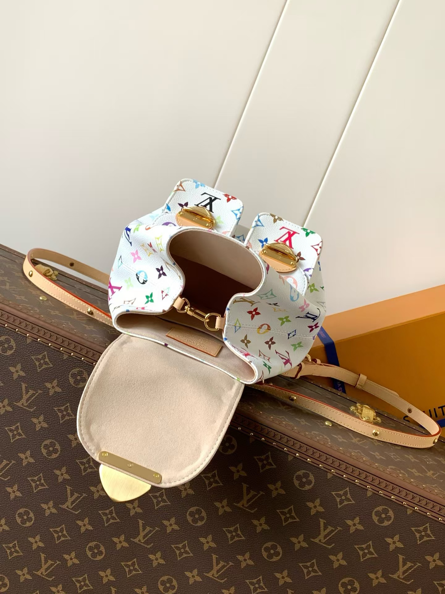 Louis Vuitton x Takashi Murakami Venice Monogram Shoulder Bag M13081 - Image 7