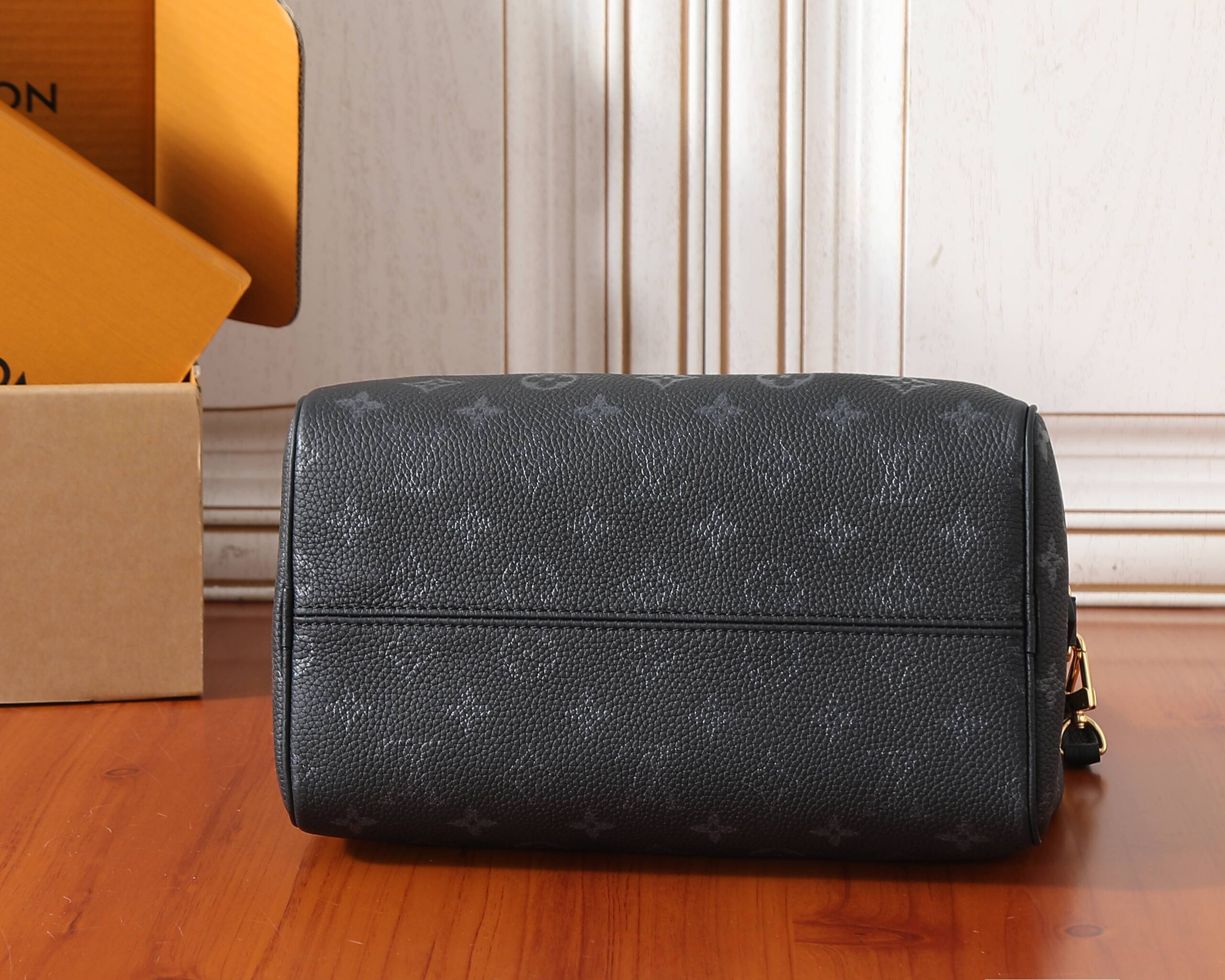 Louis Vuitton Speedy Bandoulière 25 Handbag - Image 7