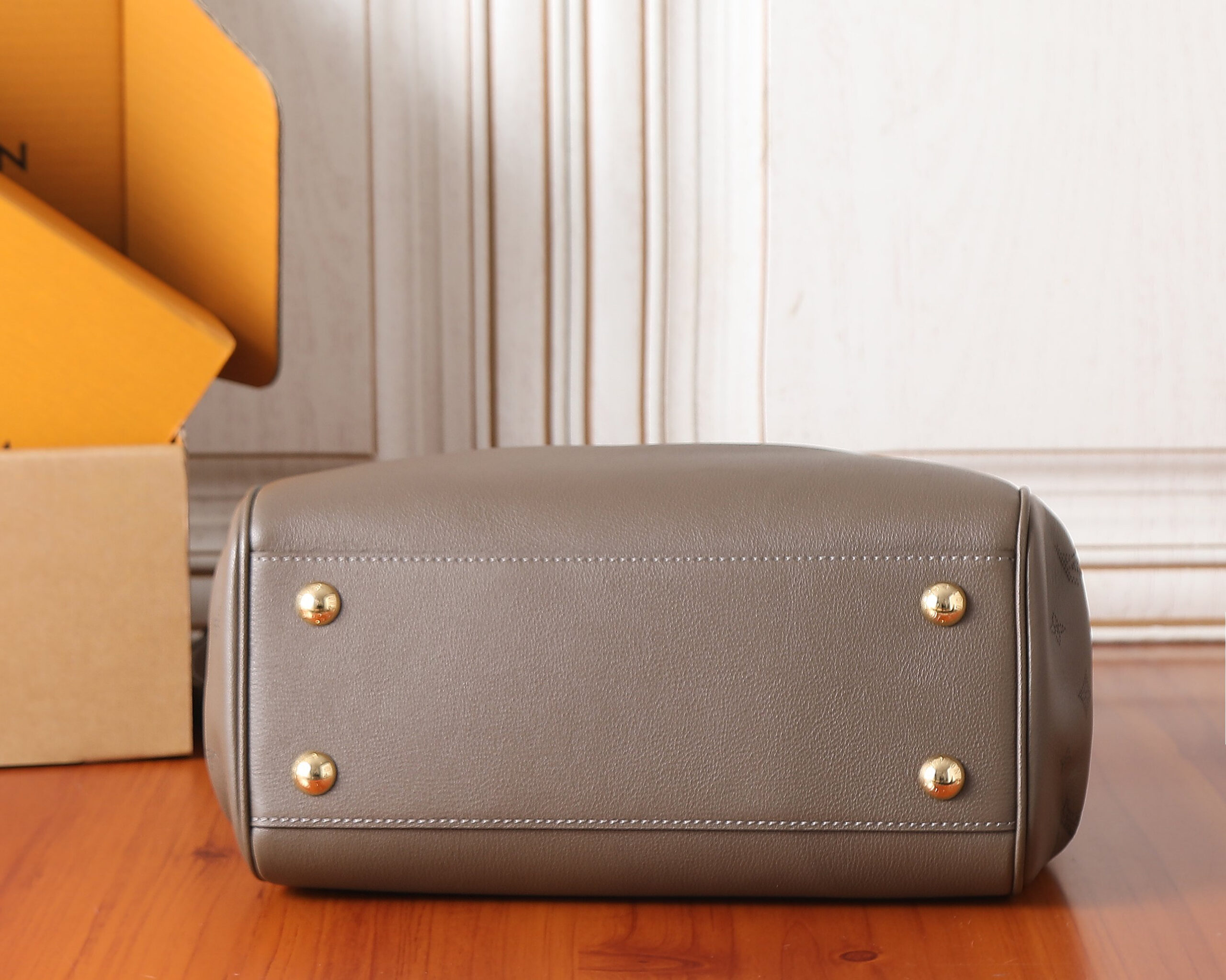 Louis Vuitton Vendôme PM Handbag M27040 - Image 7