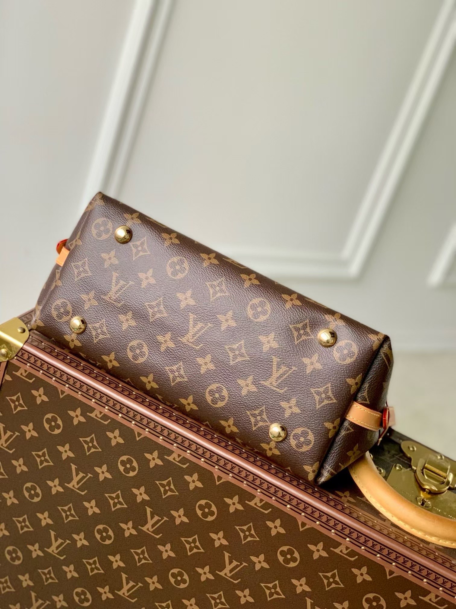 Louis Vuitton CarryAll Small Handbag M46203 - Image 7