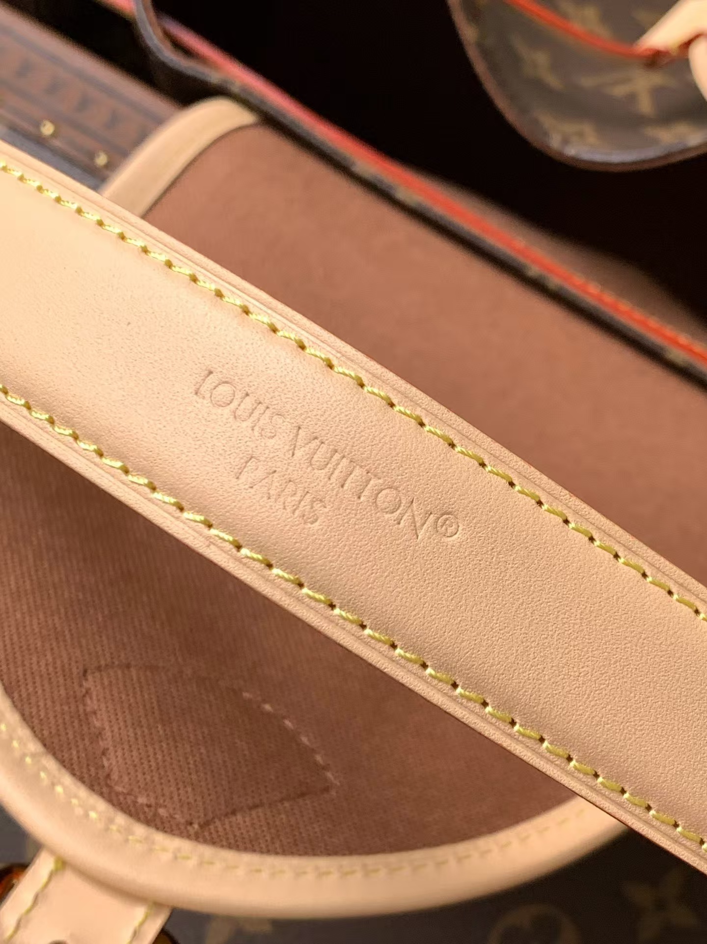 Louis Vuitton Odyssee Medium Crossbody Bag - Image 7