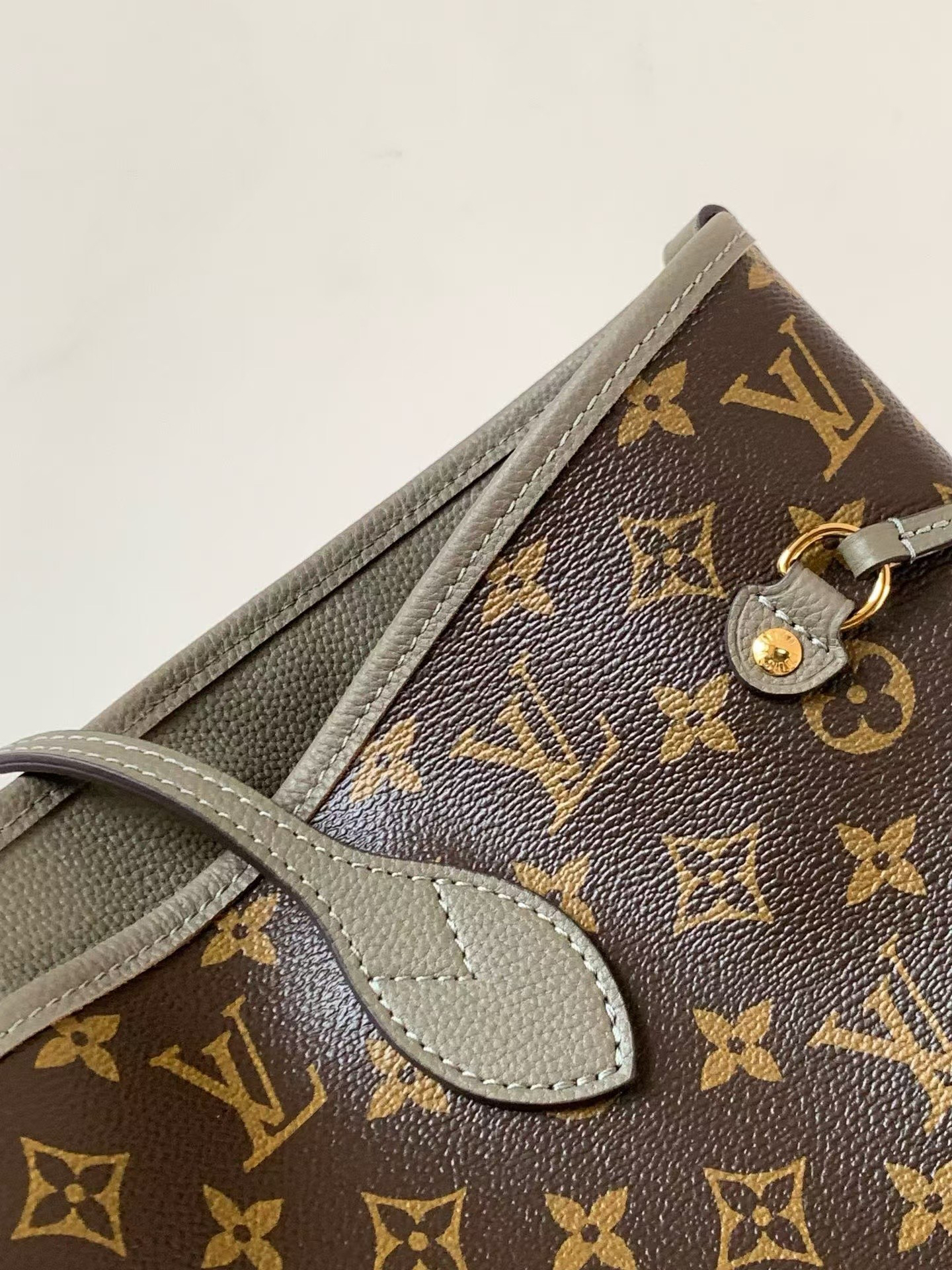 Louis Vuitton Neverfull Inside Out MM Tote Bag - Image 7
