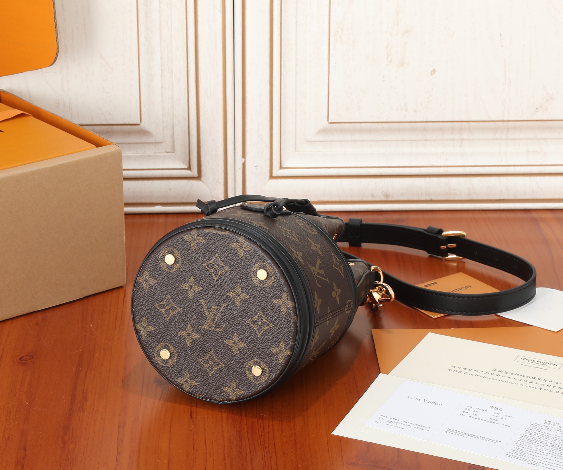 Louis Vuitton Canoé Monogram Coated Canvas Crossbody Bag - Image 7