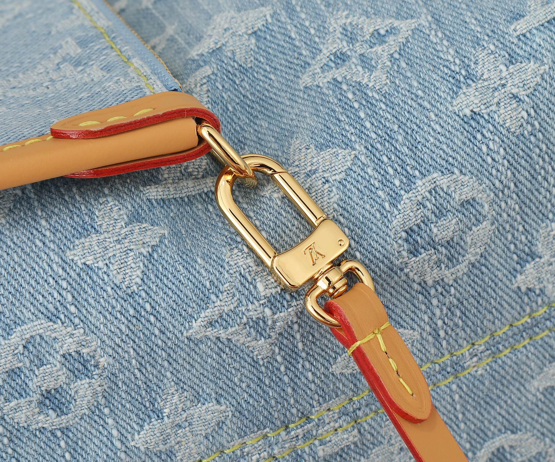 Louis Vuitton Carryall Small Handbag in Monogram Denim - Image 7