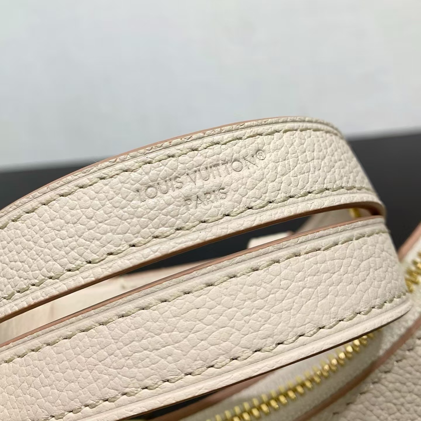 Louis Vuitton Boulogne Handbag in Monogram Empreinte Leather - Image 7