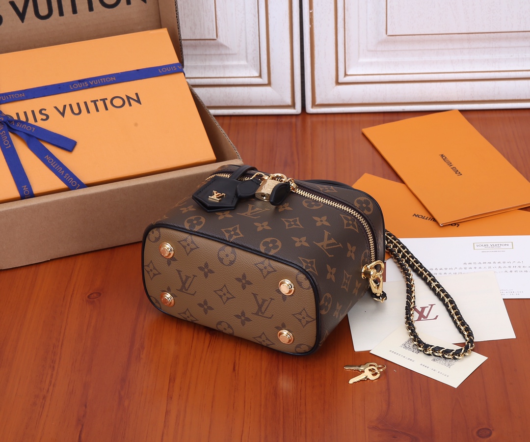 Louis Vuitton Nice BB Cosmetic Pouch M45165 - Image 7