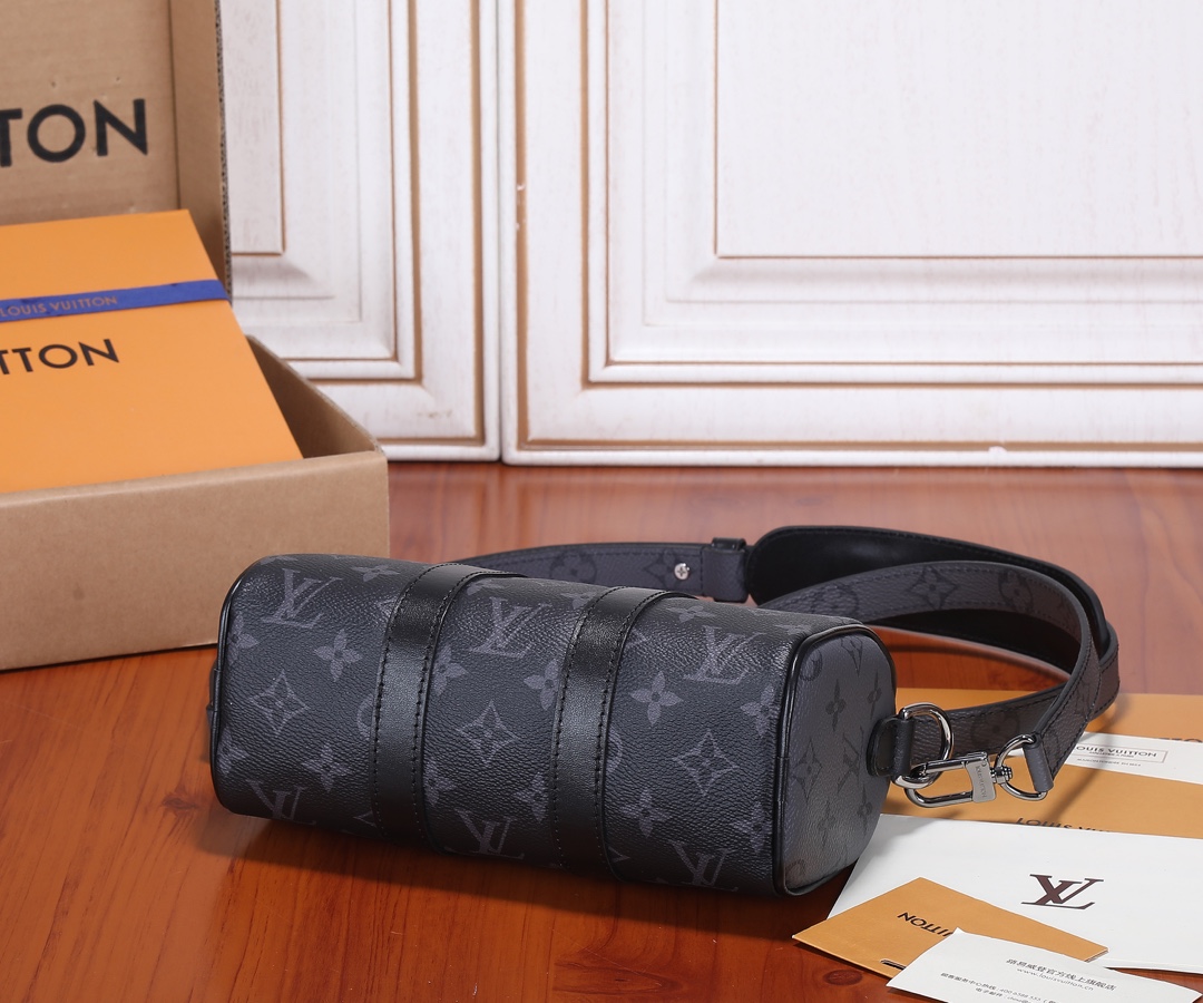 Louis Vuitton Keepall Monogram Eclipse Reverse Travel Bag M45947 - Image 7