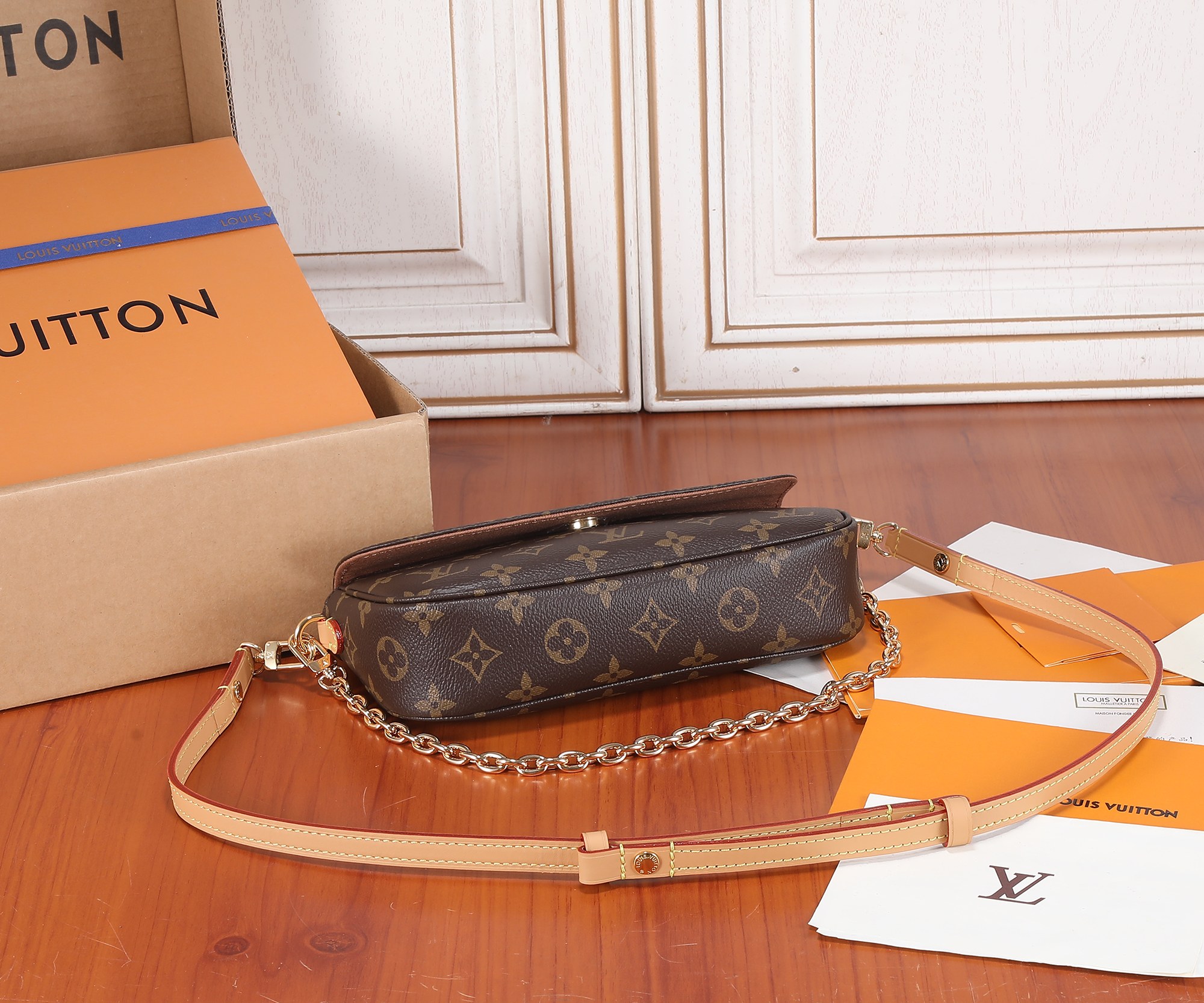 Louis Vuitton Wallet On Chain Ivy in Monogram Canvas - Image 7