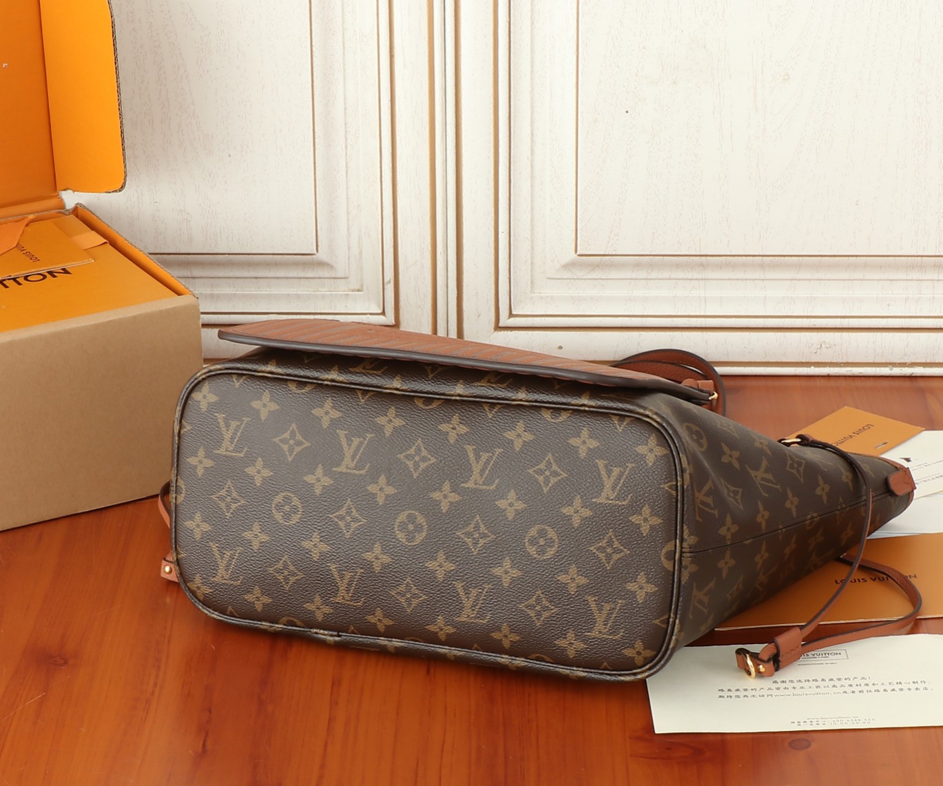 Louis Vuitton Neverfull Inside Out Medium Tote Bag - Image 7