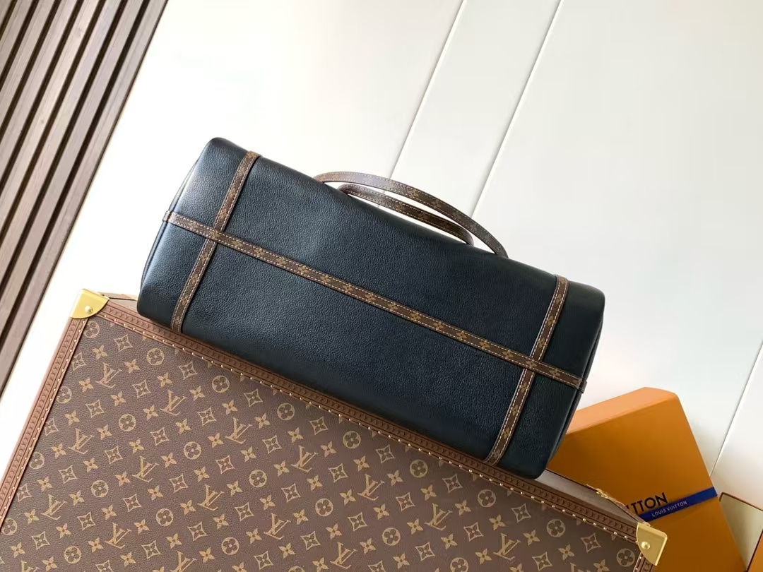 Louis Vuitton Express Travel Keepall Bag M26037 - Image 7